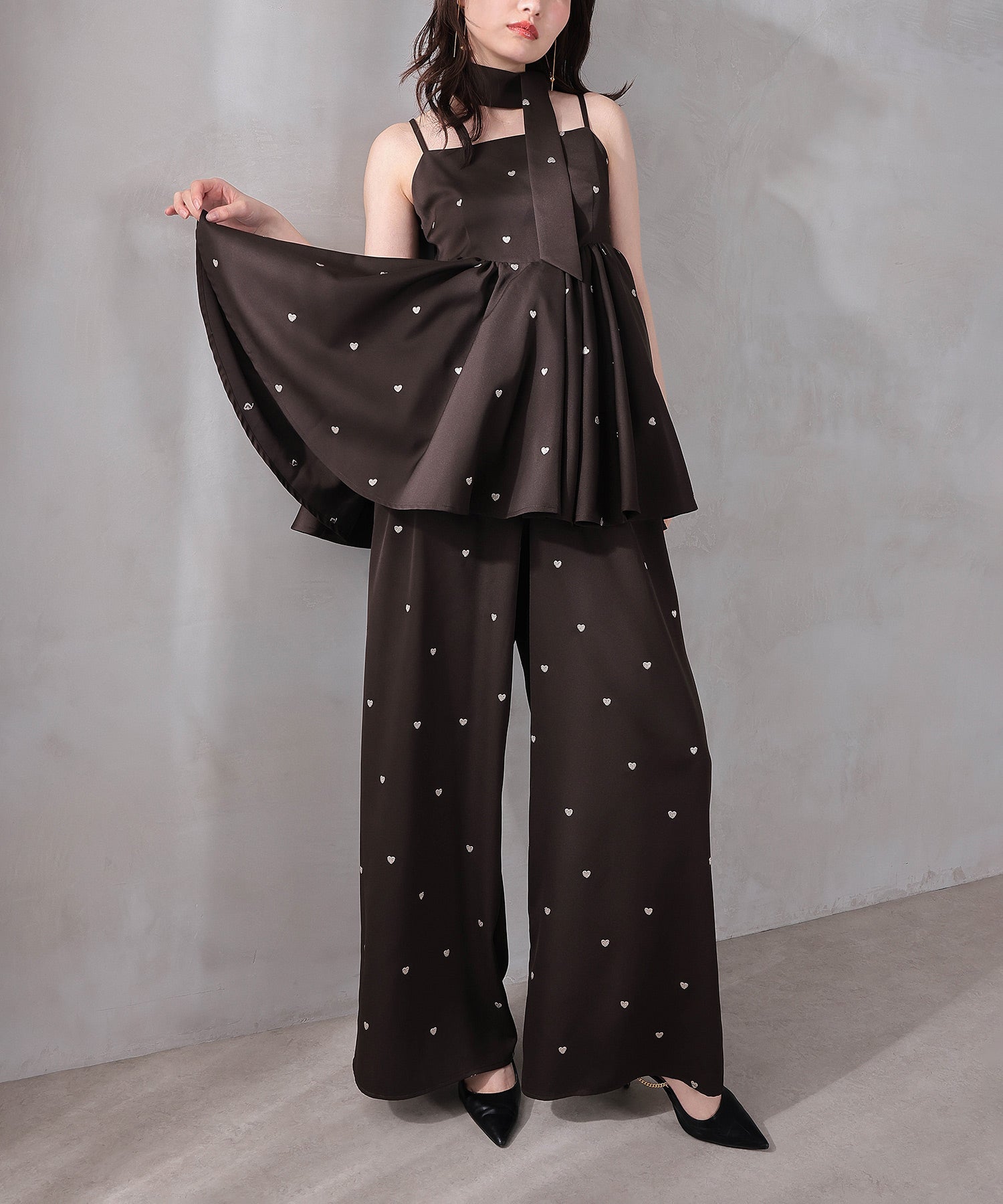 ハート刺繍ペプラムキャミリボンタイワイドパンツセットアップ