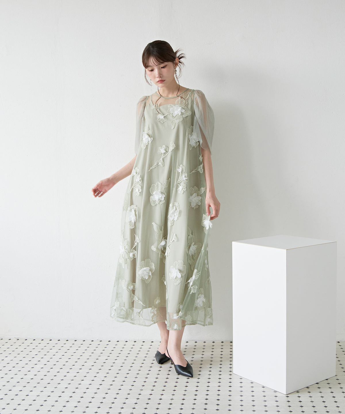 3D花柄レースAラインドレス
