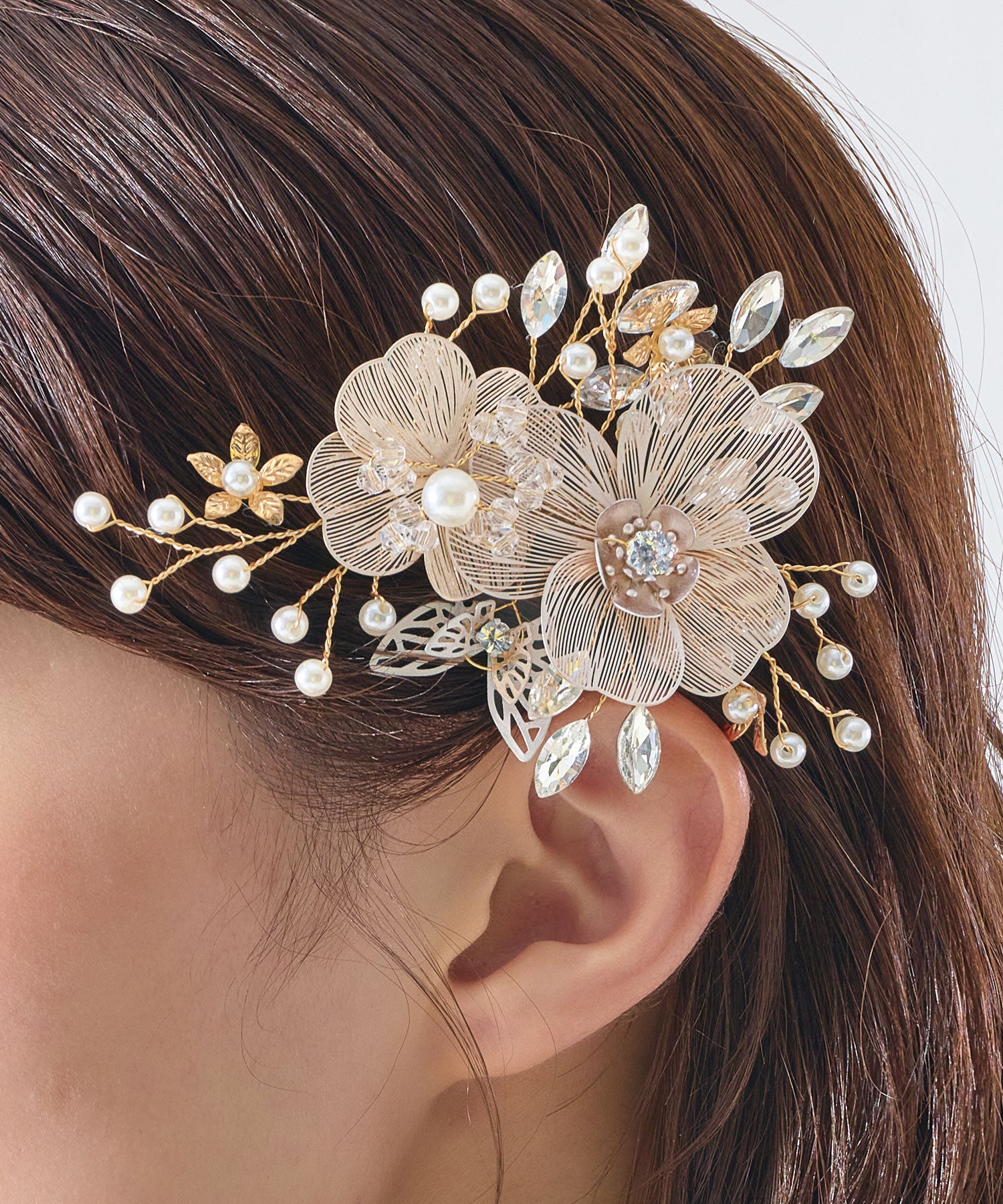 フラワー立体メタルビジューヘアクリップ