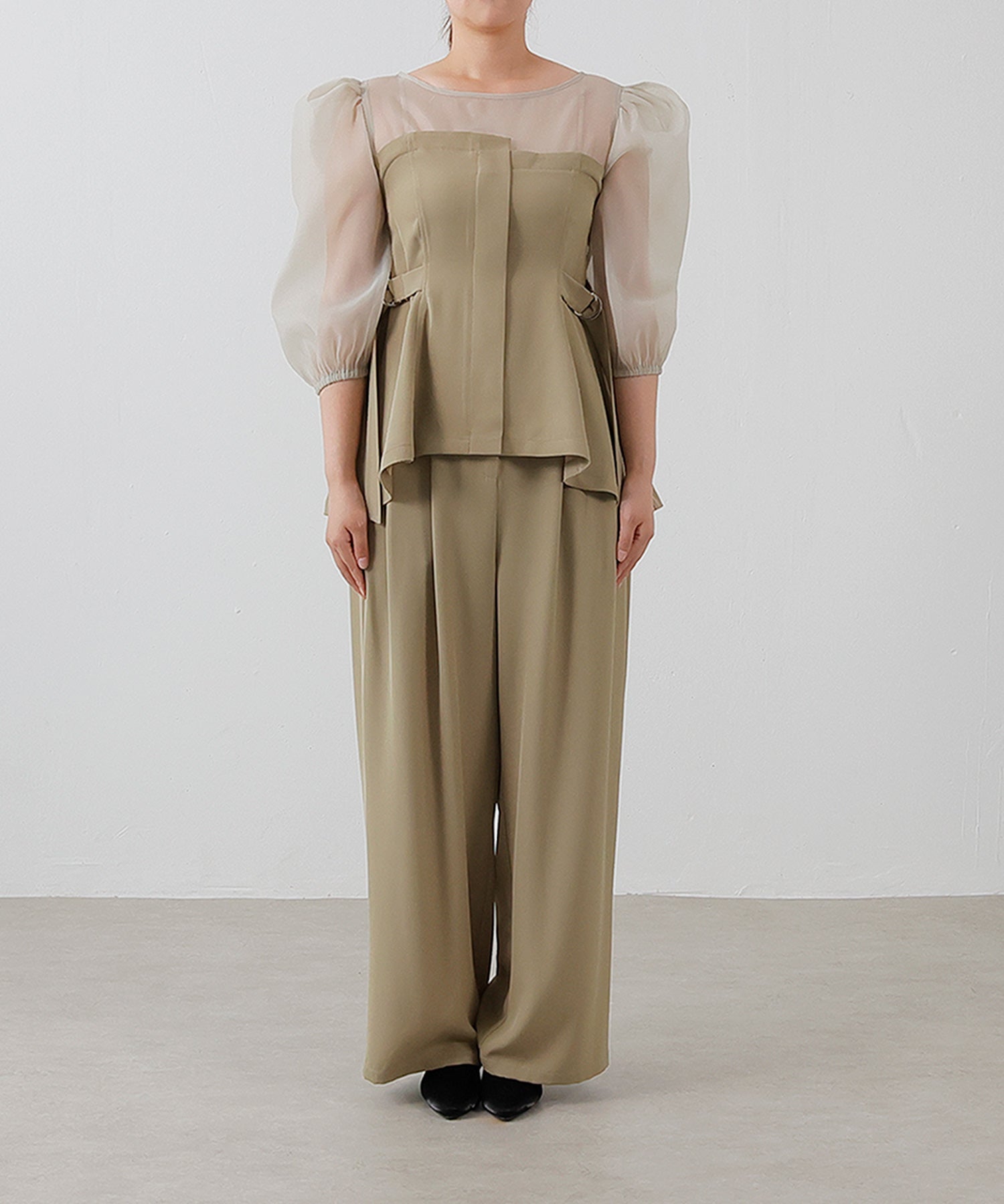 身長157cm / 着用 S<br>
普段着 M / 骨格ウェーブ