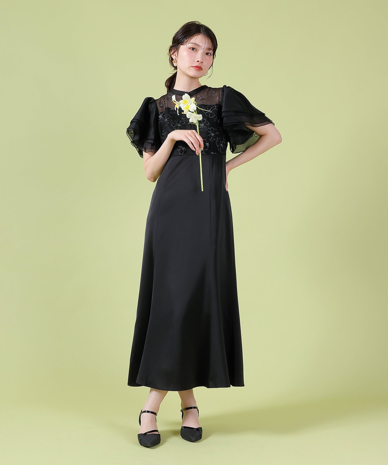 ラッフルスリーブ 刺繍レース ワンピース ドレス