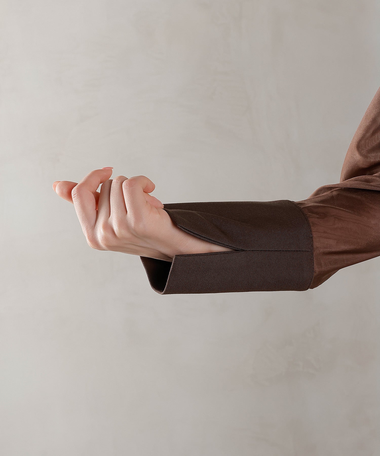 襟付きシャツトップス テーパードパンツドレス セットアップ