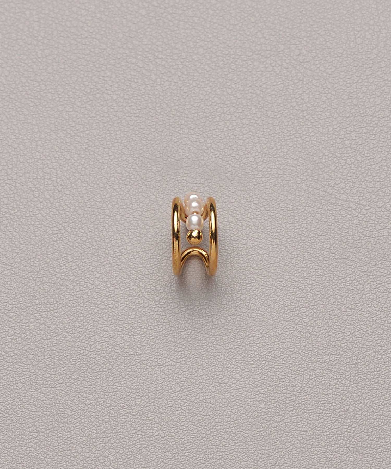 ゴールド×パールイヤーカフス