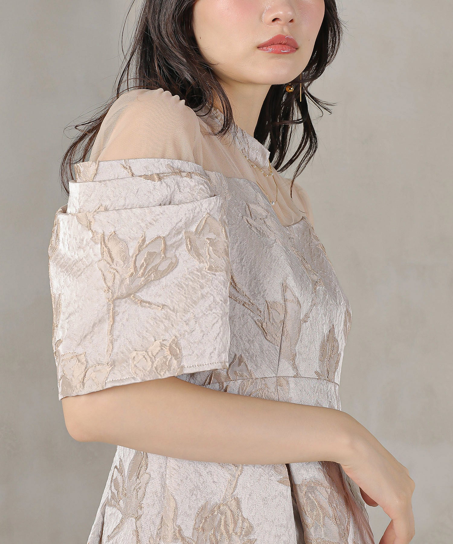 ジャガード 花柄 チュール オフショル風 Aライン ワンピース ドレス