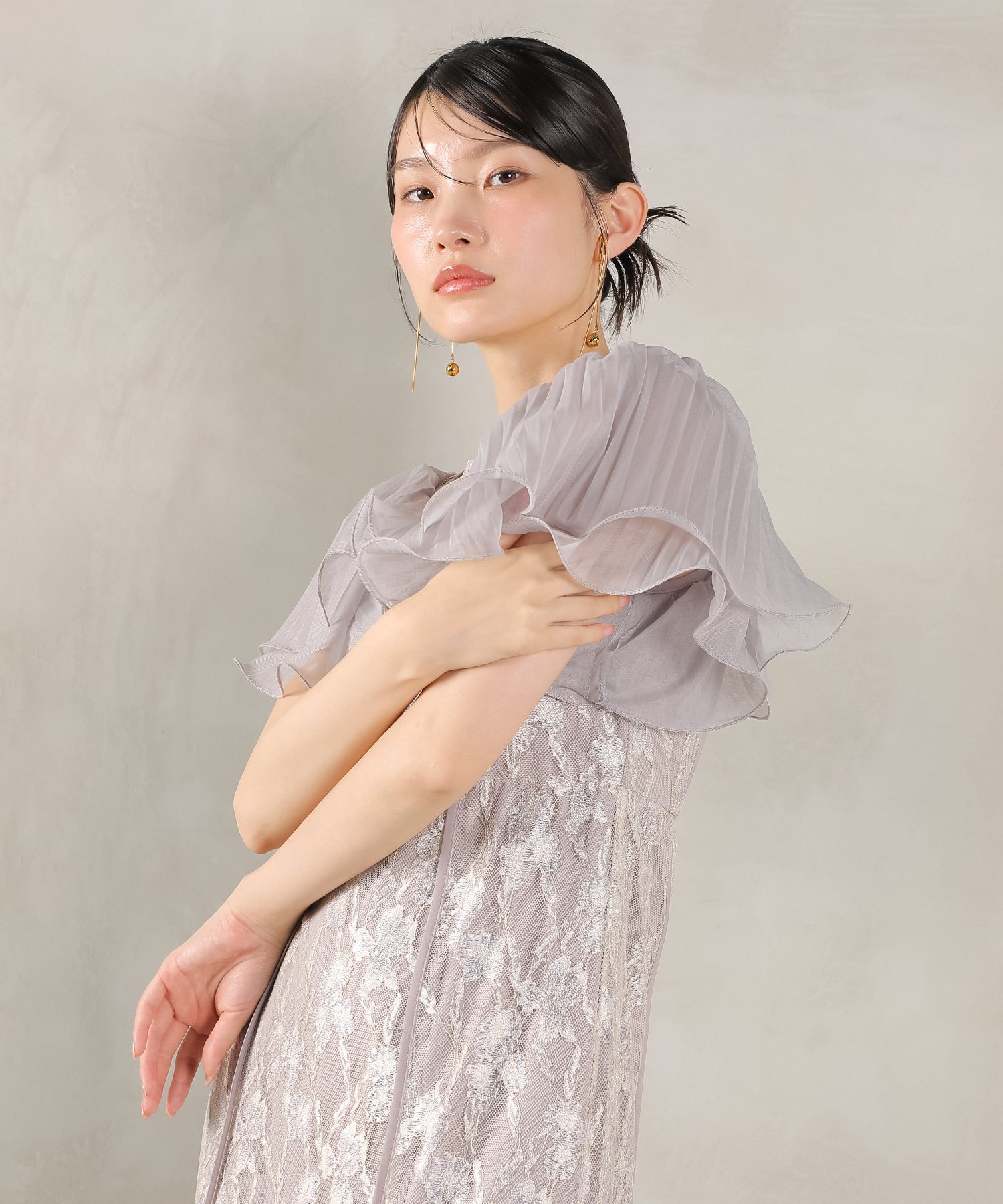 エアリースリーブ 刺繍 レース Aライン ワンピース ドレス