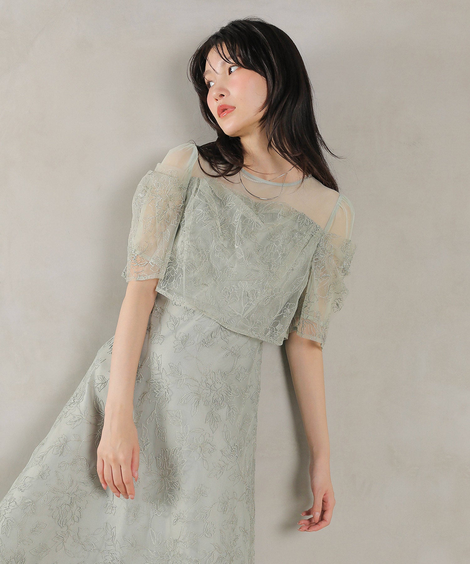 ラメ刺繍花柄オフショル風タックスリーブAラインドレス