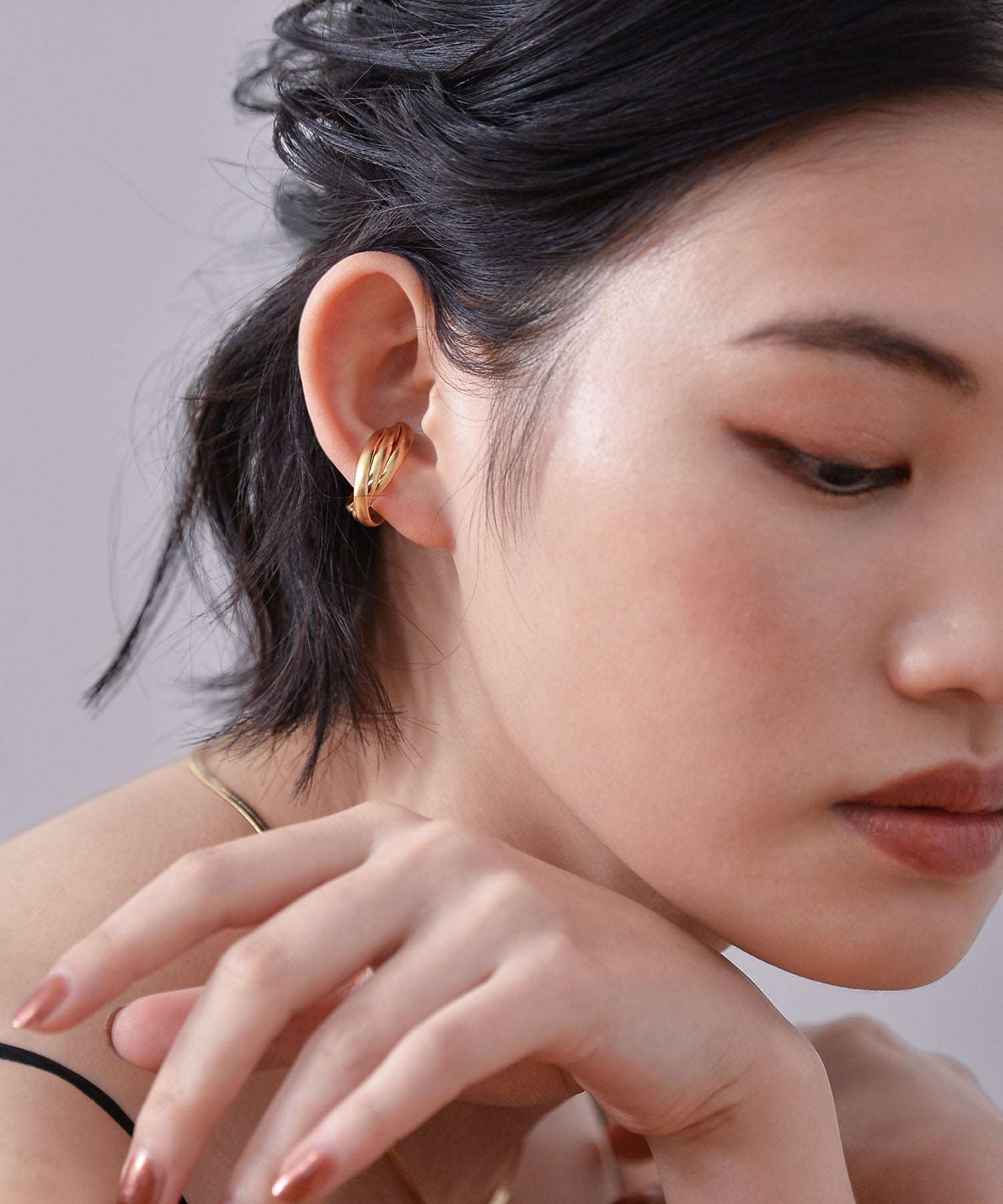 ひねりデザインイヤーカフス