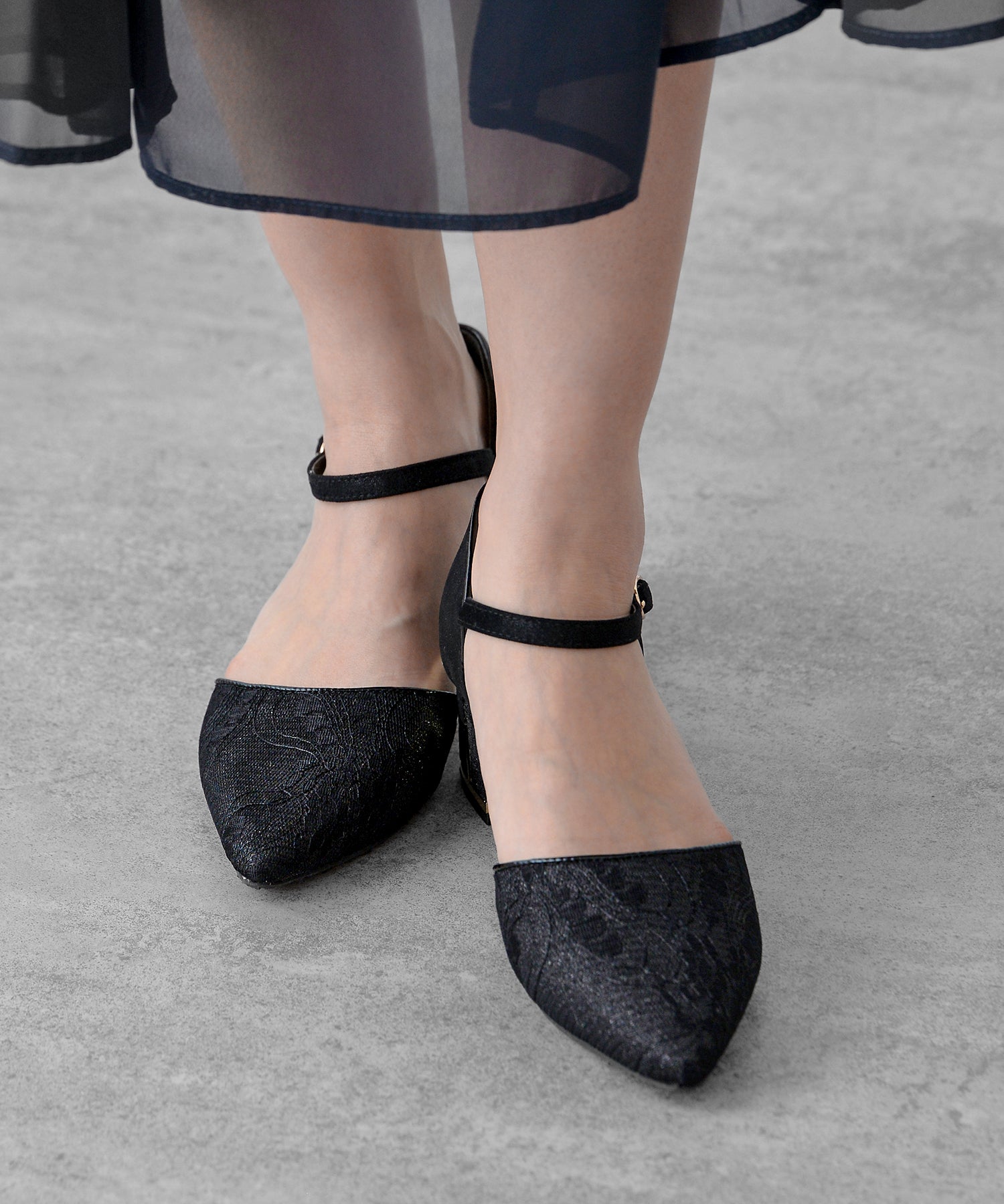 チャンキーヒール レース ラメ パーティー パンプス