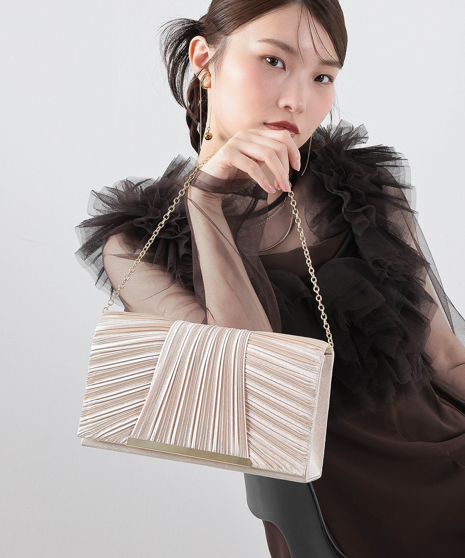 2WAY サテンプリーツ上品 パーティーバッグ