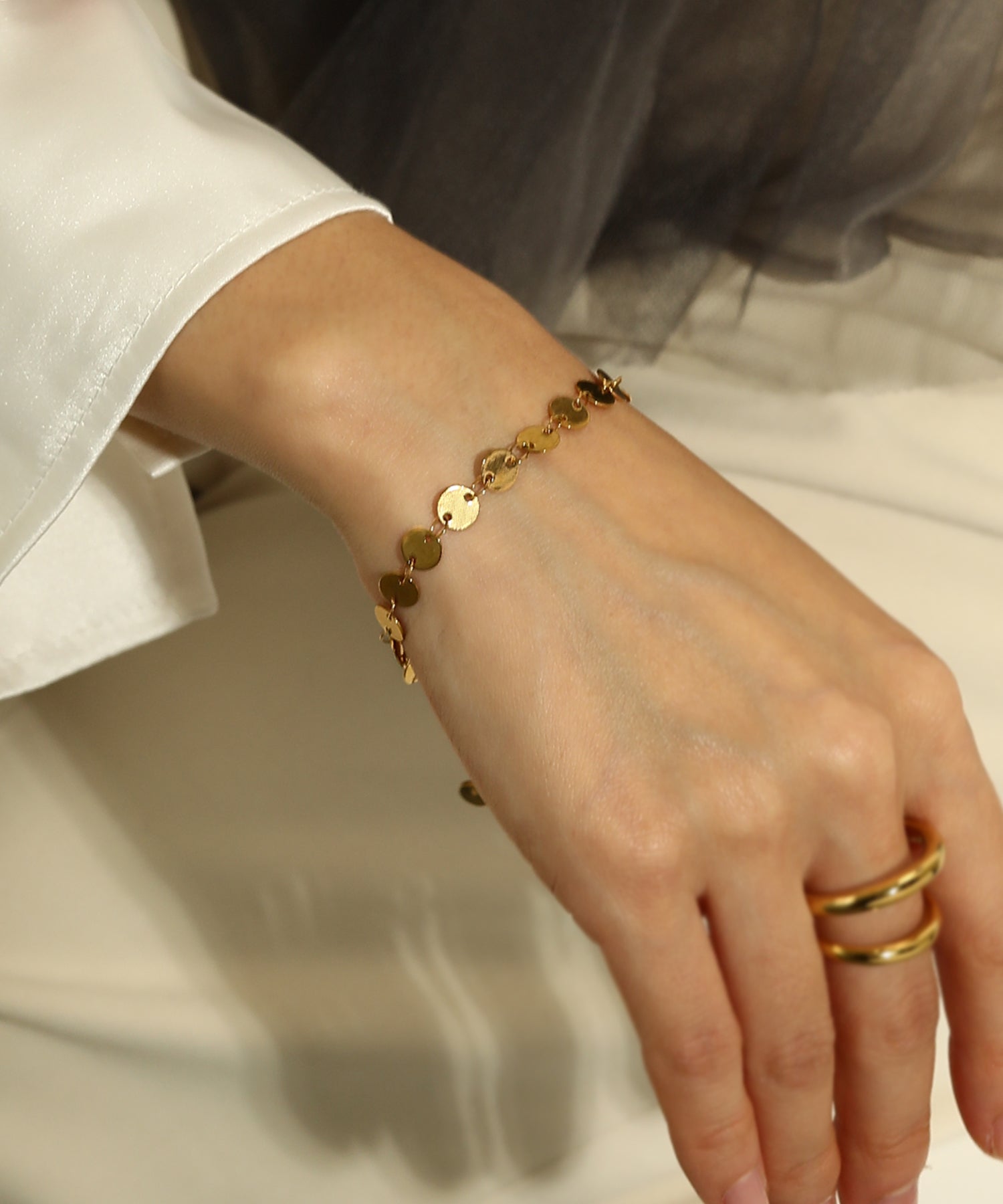 ラウンド プレート サージカル ブレスレット