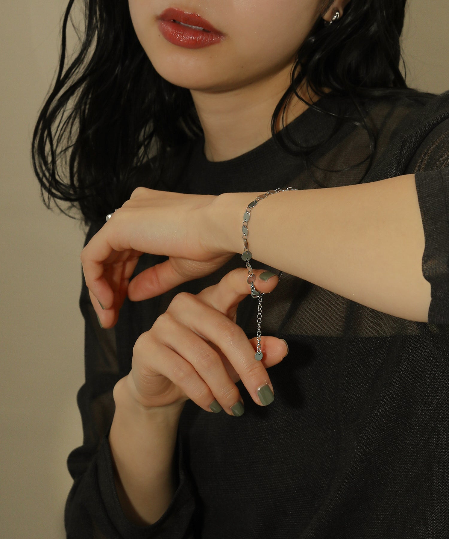 ラウンド プレート サージカル ブレスレット