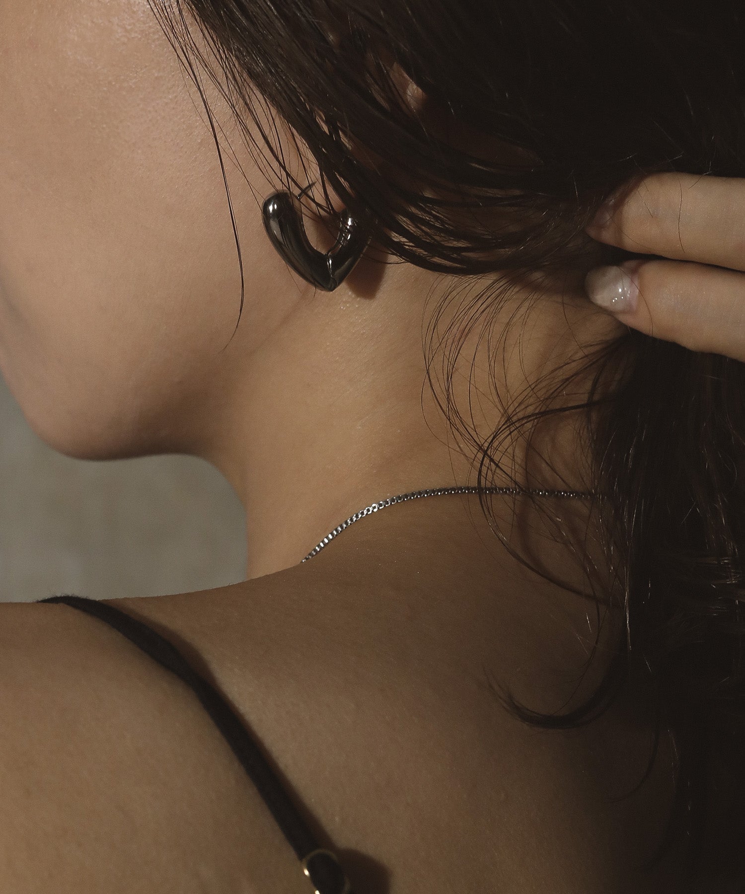 肉厚 フォルム ニュアンス サージカル ピアス