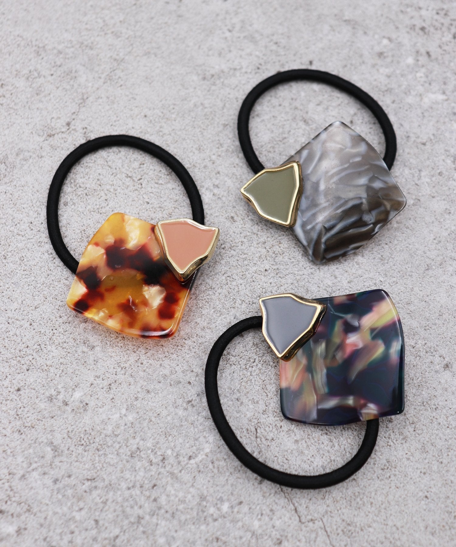 マーブルスクエアヘアゴム