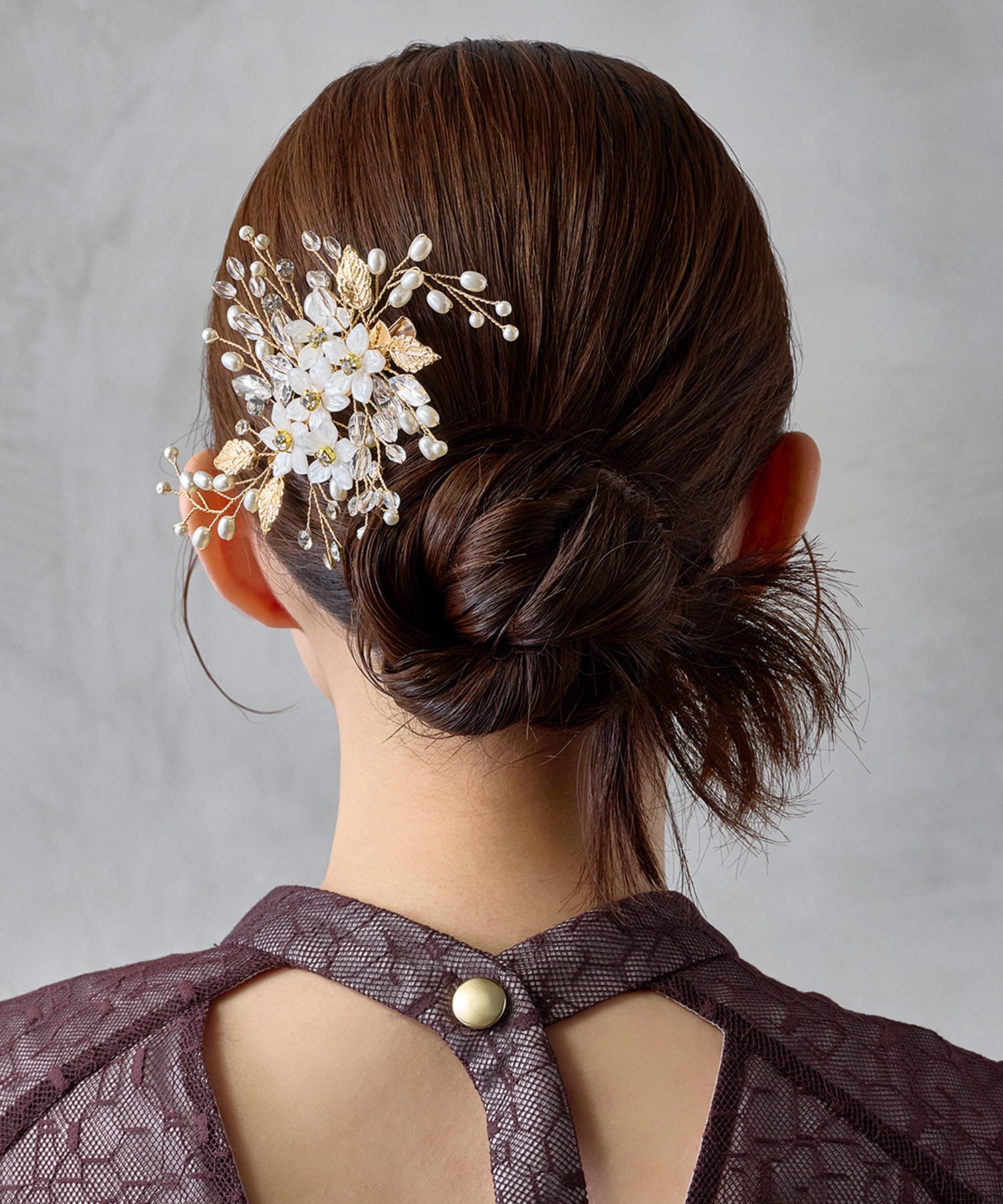 パールフラワークリアビーズヘアクリップ
