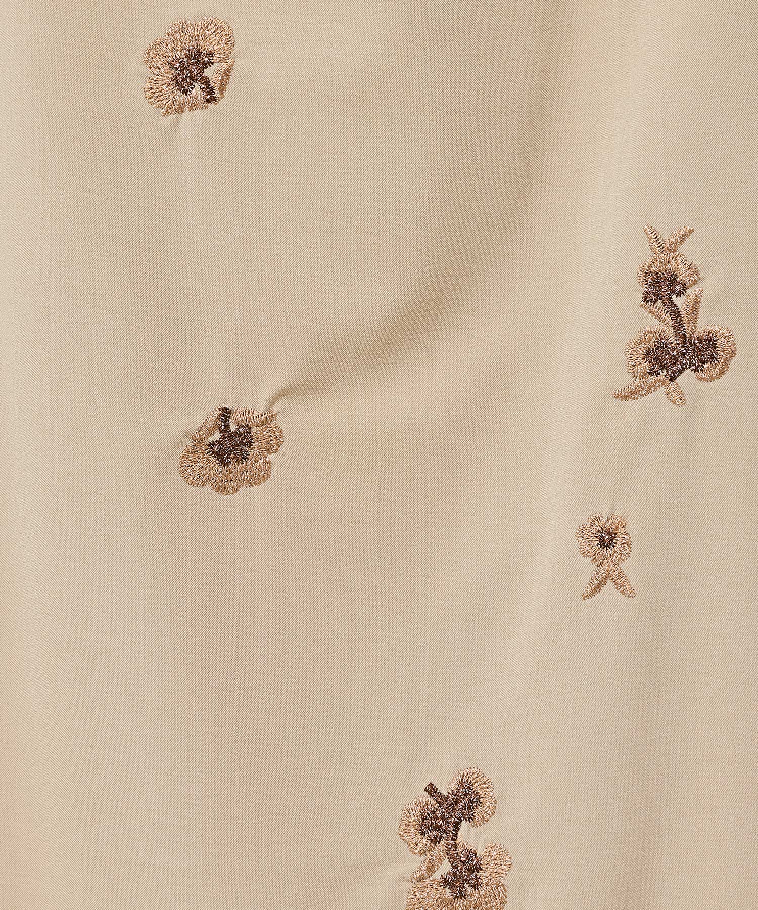花柄刺繍ドレープパフスリーブドレス