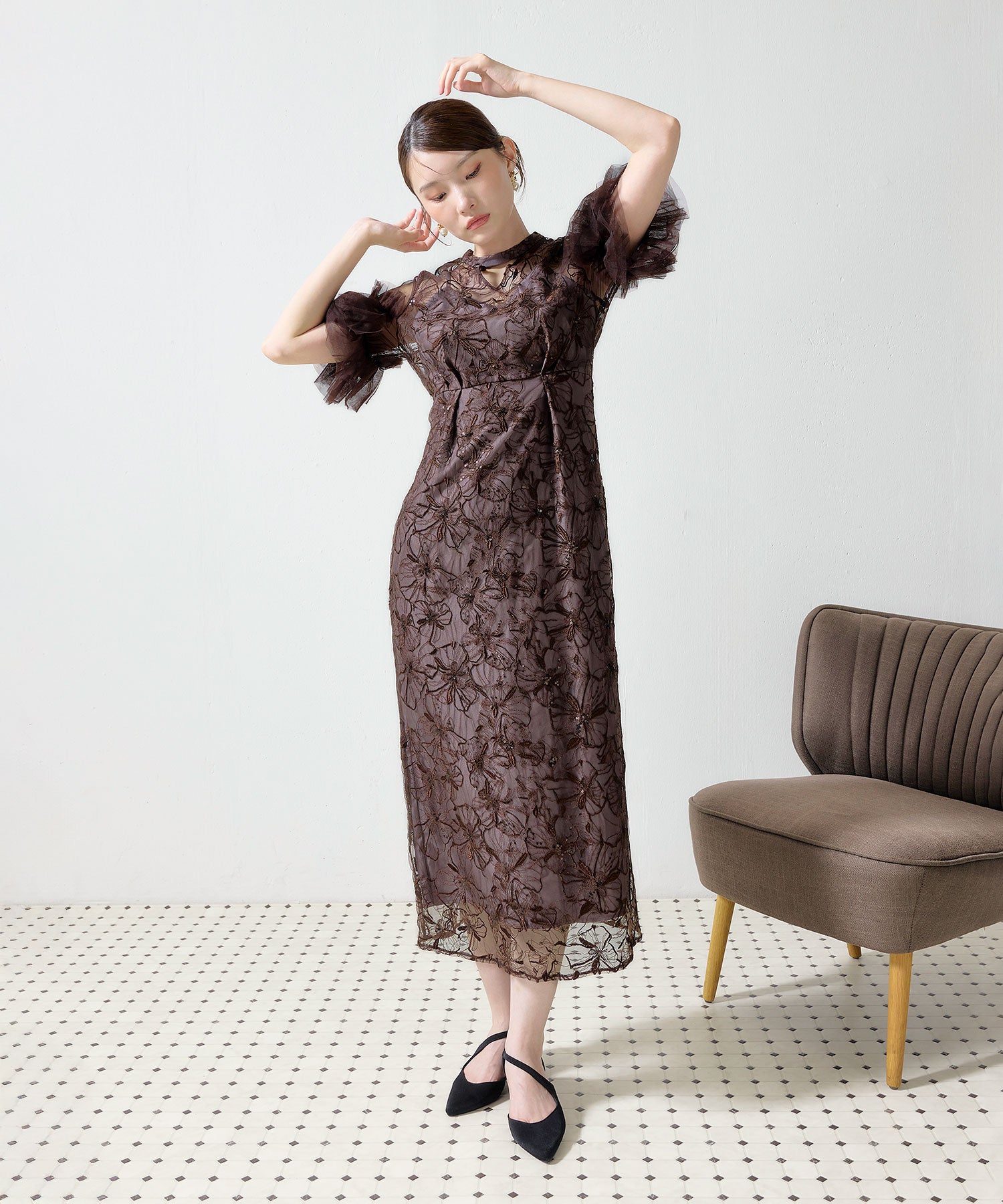 花柄刺繍スパンコールレースチュールフリルスリーブペンシルドレス