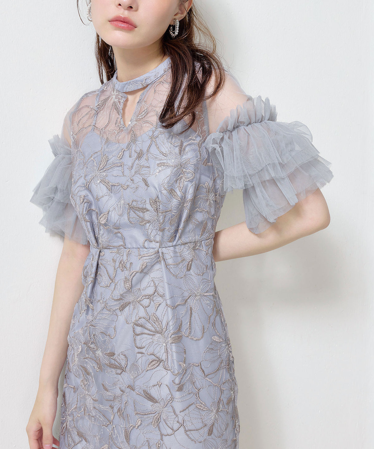 花柄刺繍スパンコールレースチュールフリルスリーブペンシルドレス