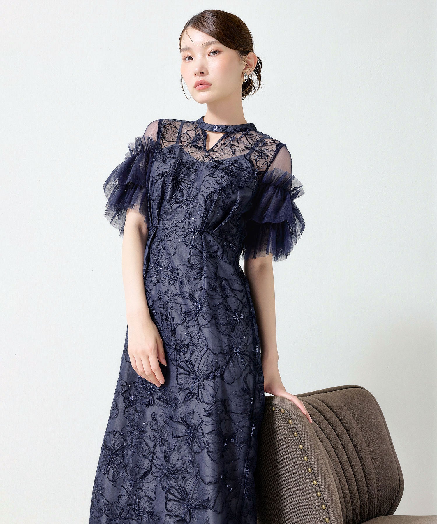 花柄刺繍スパンコールレースチュールフリルスリーブペンシルドレス