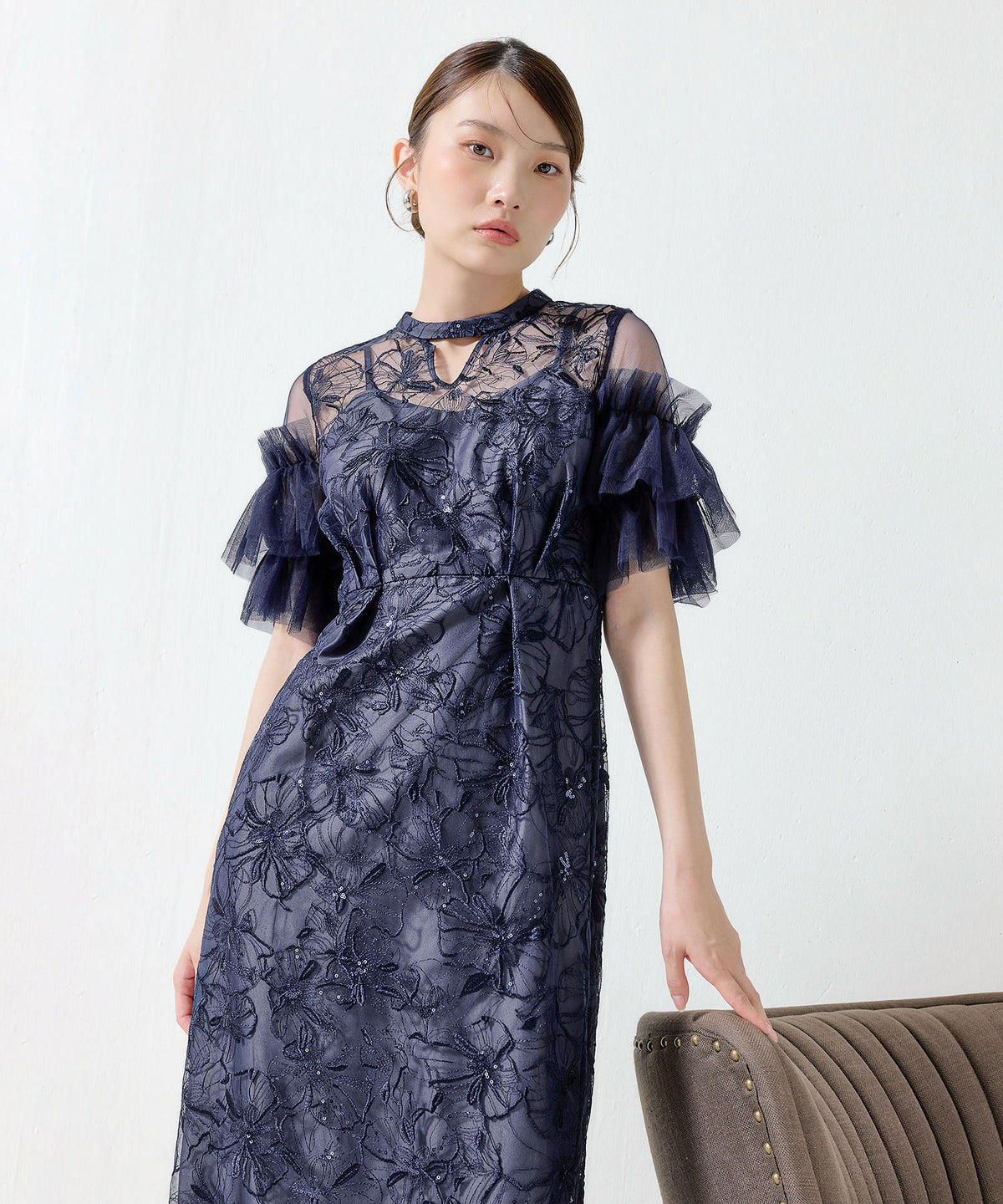 花柄刺繍スパンコールレースチュールフリルスリーブペンシルドレス