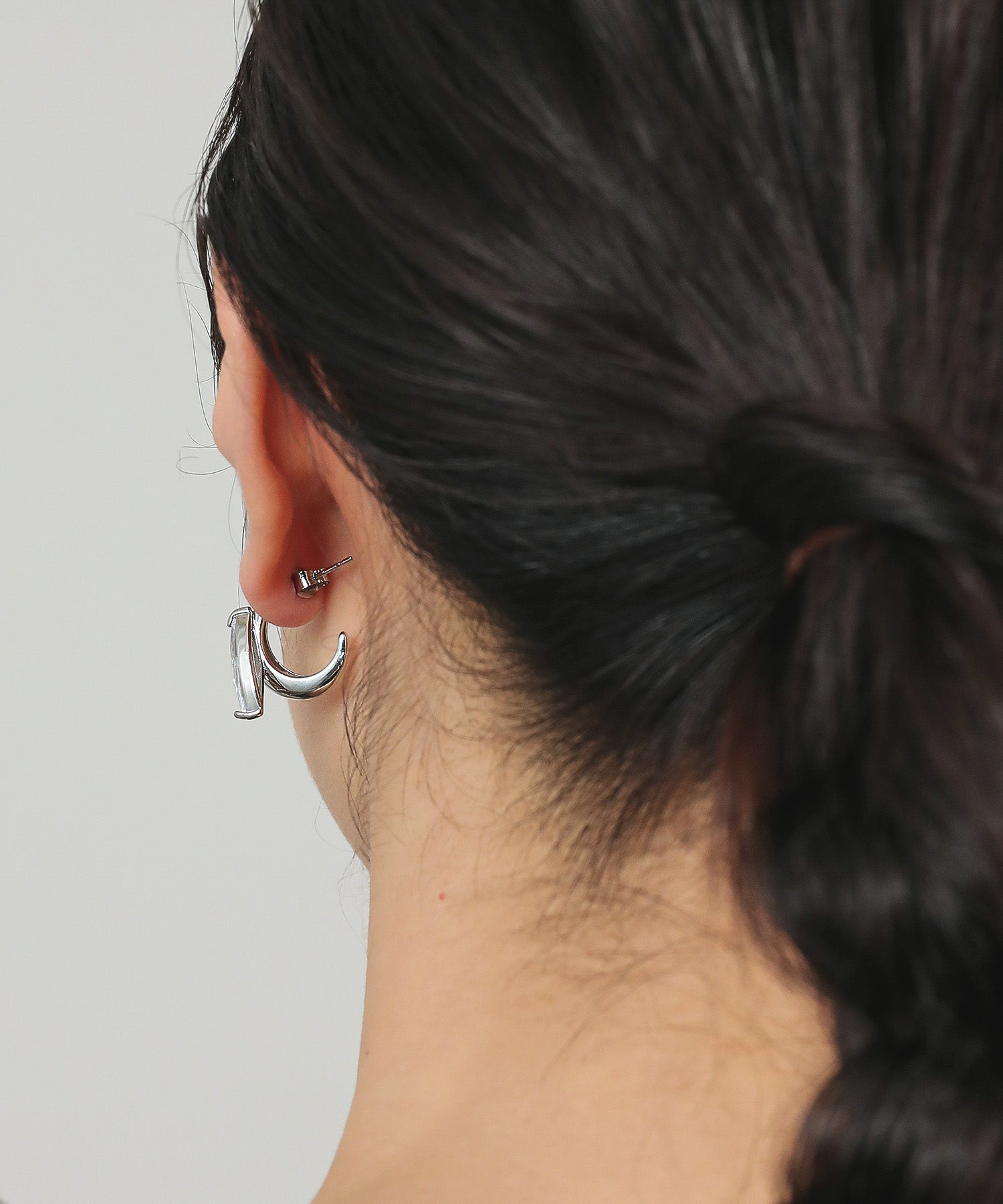 一粒 ビジュー ハーフフープピアス 結婚式 お呼ばれ パーティー オケージョン