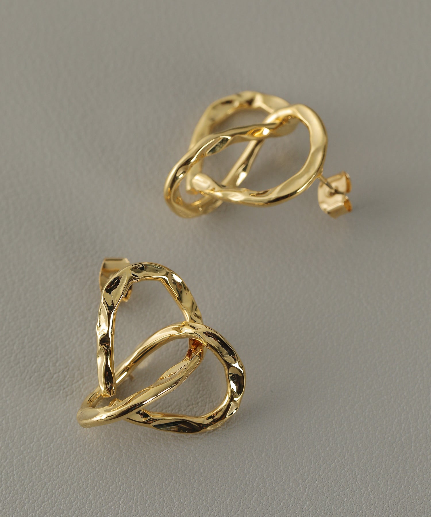 ねじり ニュアンス ステンレスポスト ピアス