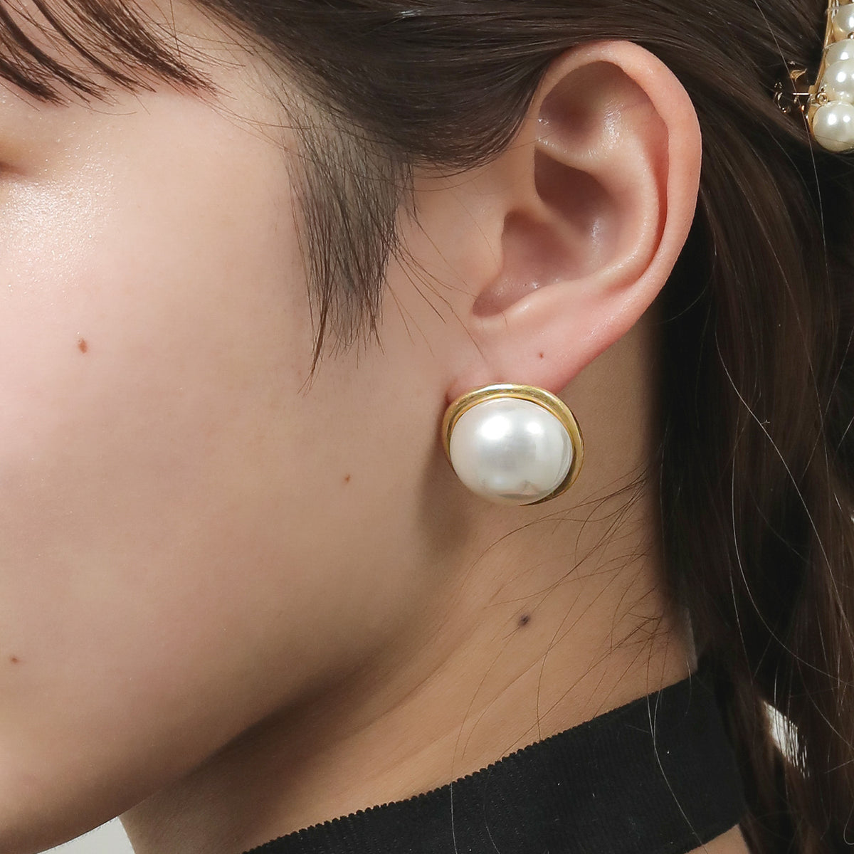 パール ボタン ピアス