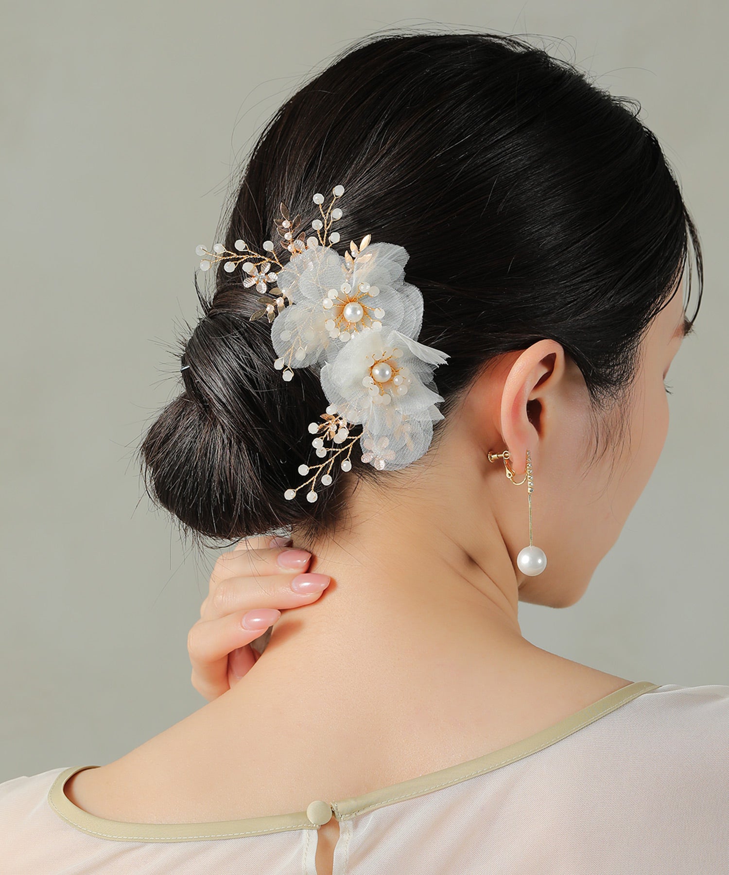 シアー フラワー パール ビーズ ヘアクリップ