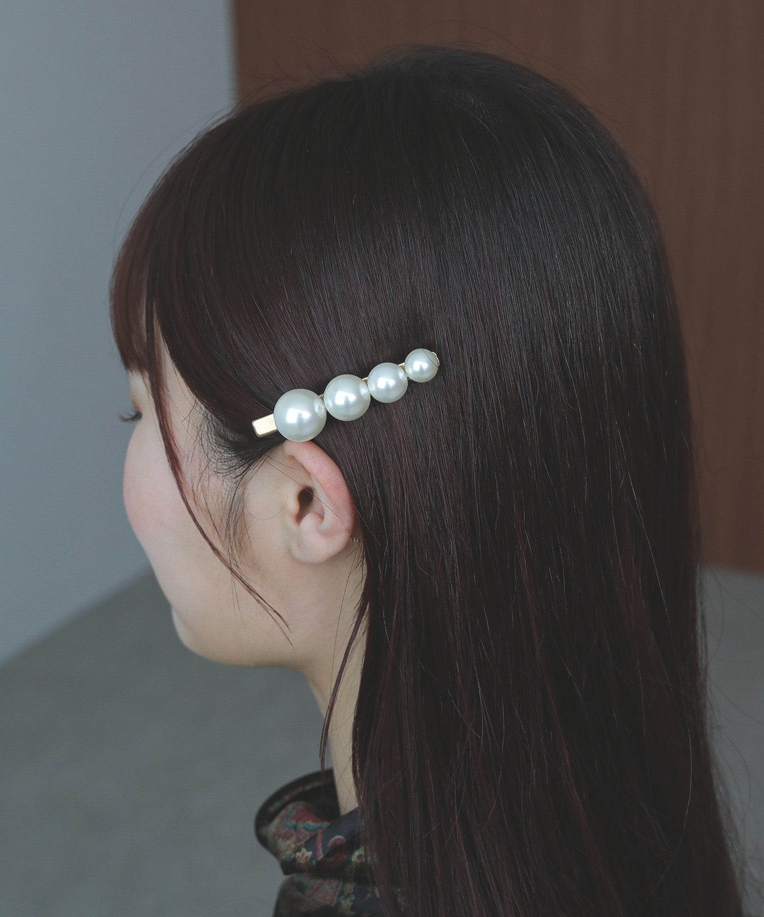 上品 4連 パール ライン ヘアクリップ