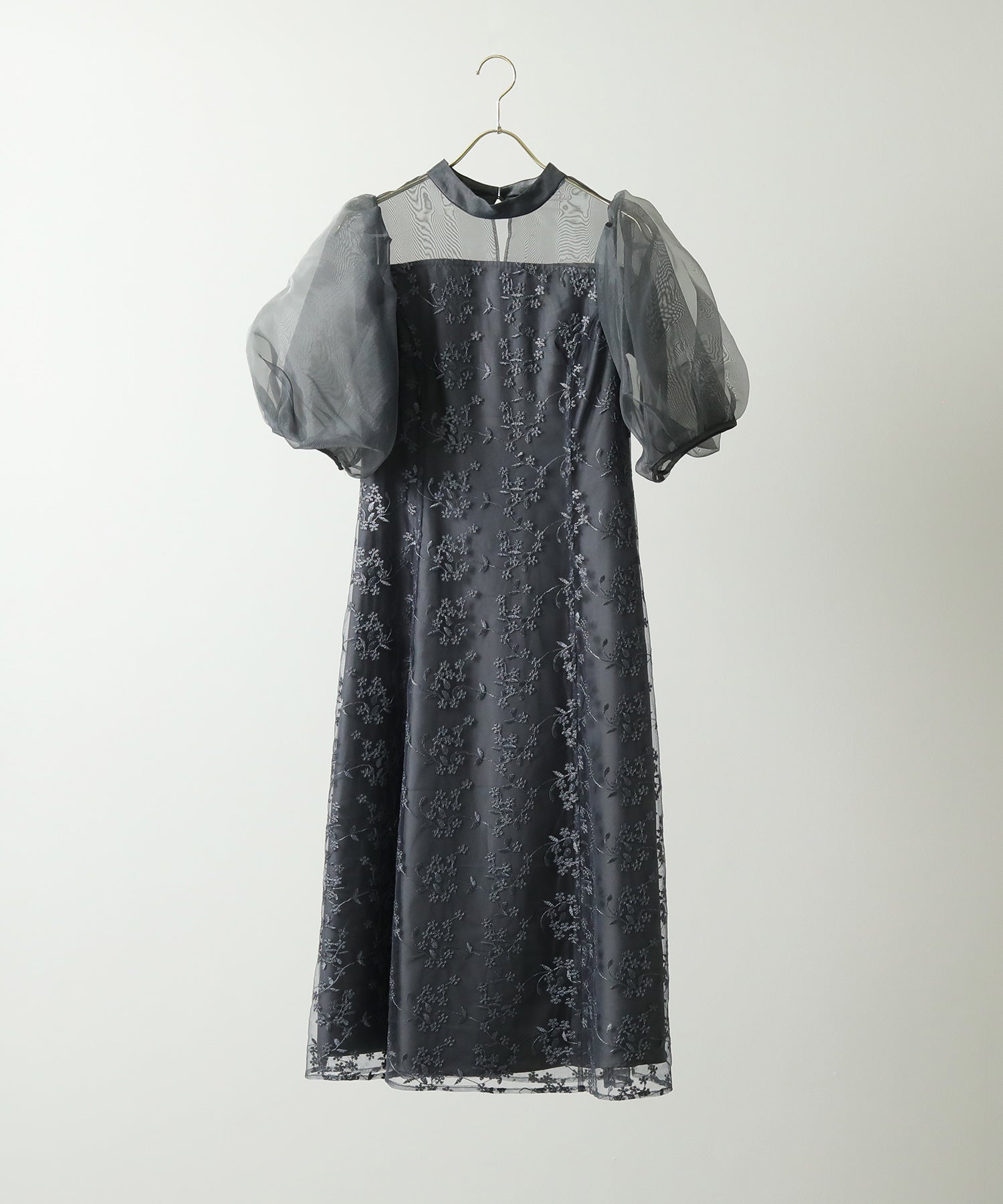 シアー素材 ボリューム袖 刺繍レース ワンピースドレス