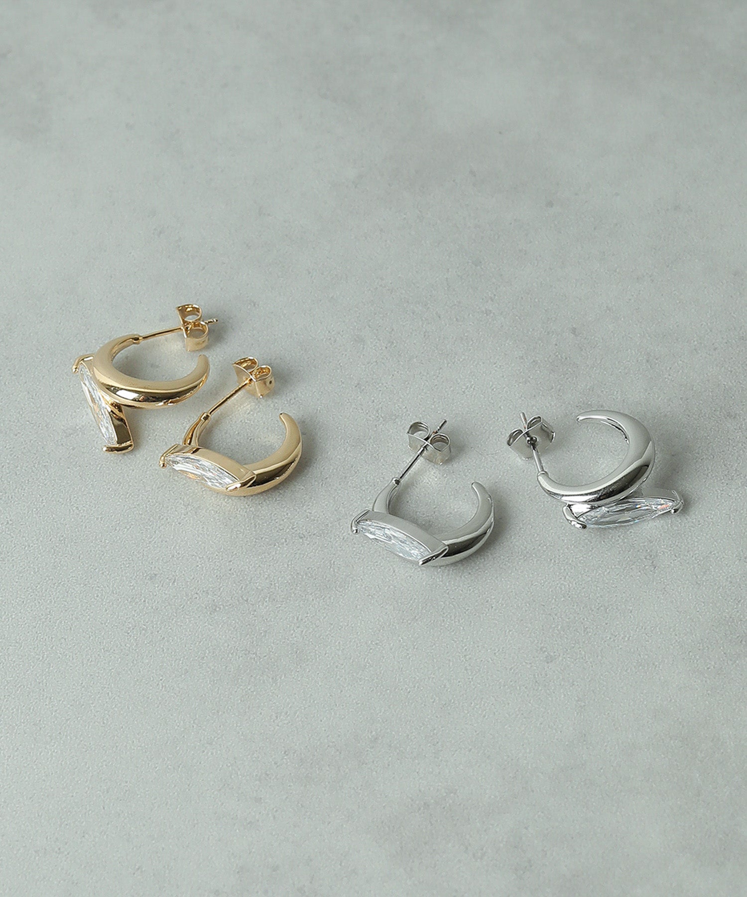 一粒 ビジュー ハーフフープピアス 結婚式 お呼ばれ パーティー オケージョン