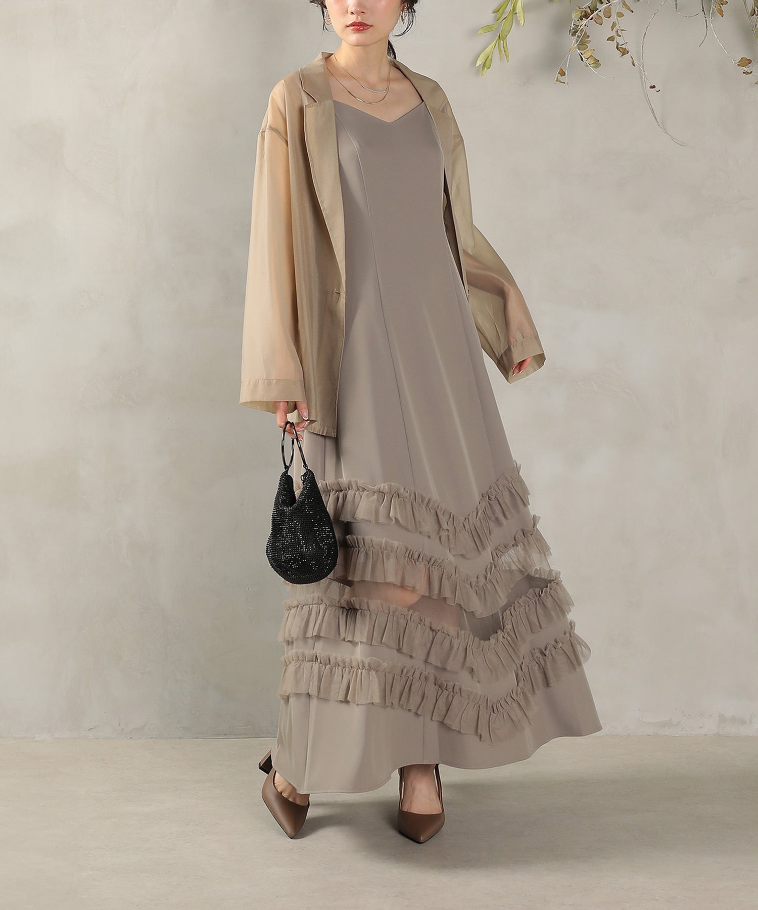 167cm / 着用 M / グレージュ