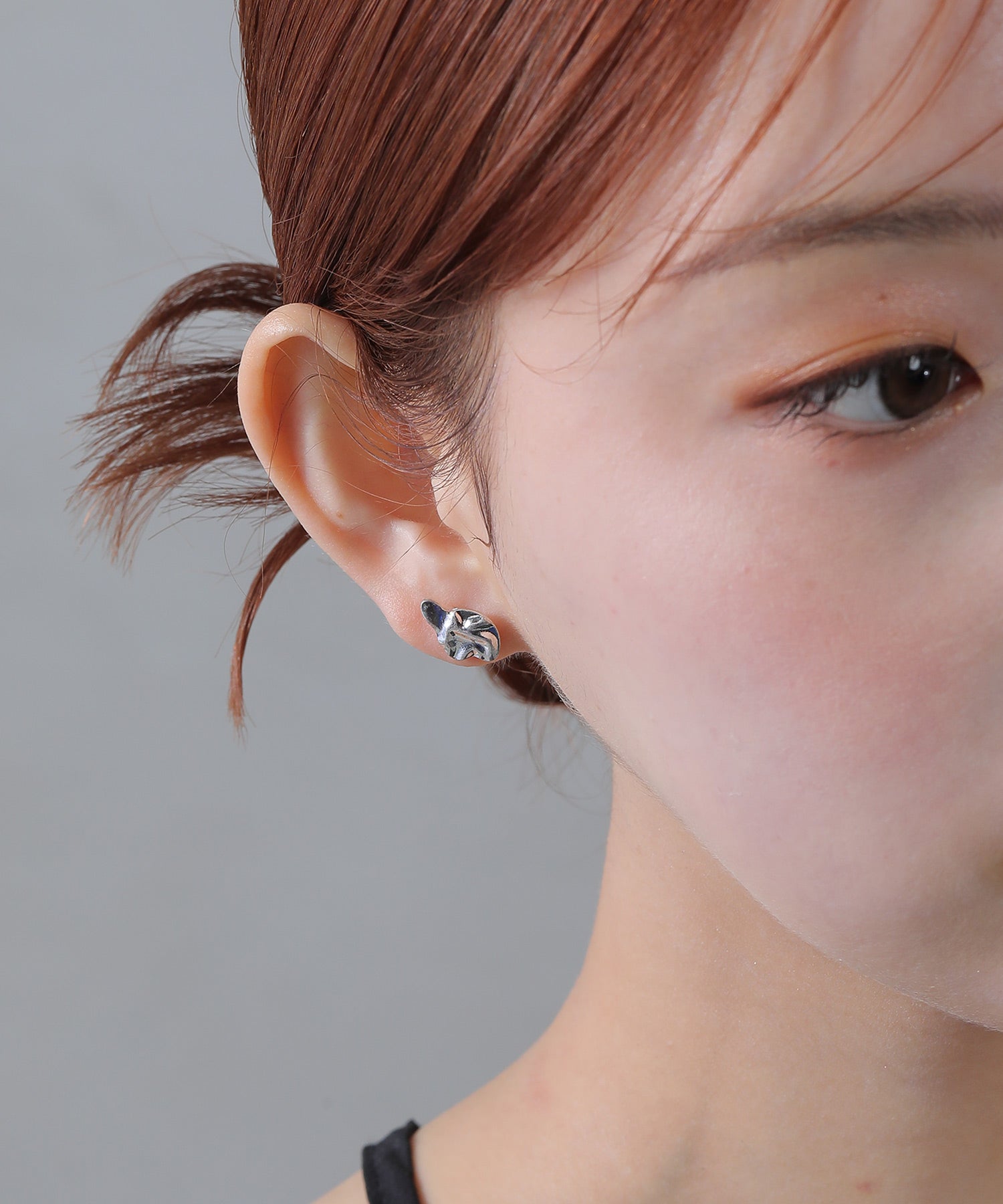 ４個セット メタル マット ピアス