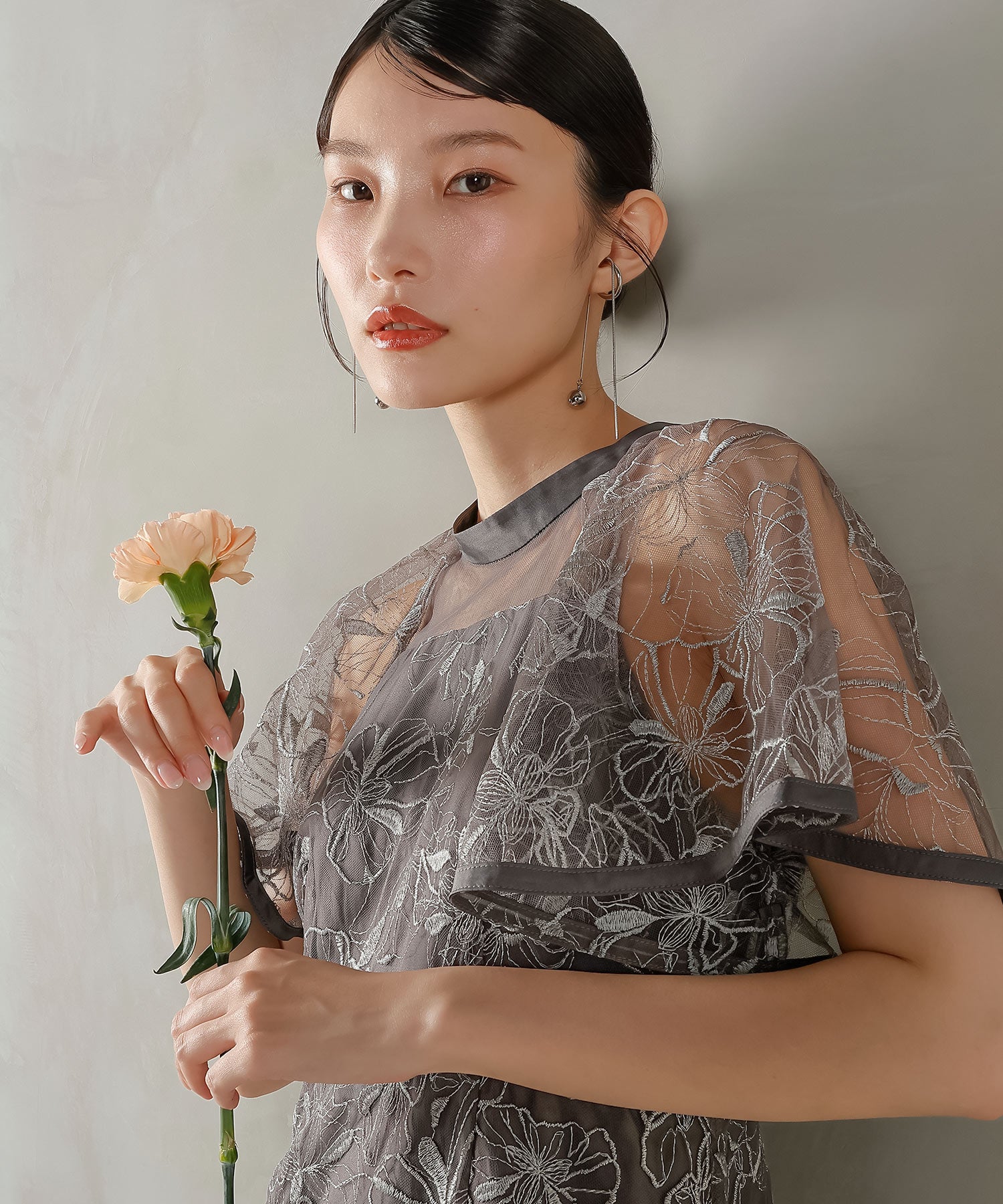 フレアスリーブ 花柄刺繍レース パーティー ドレス