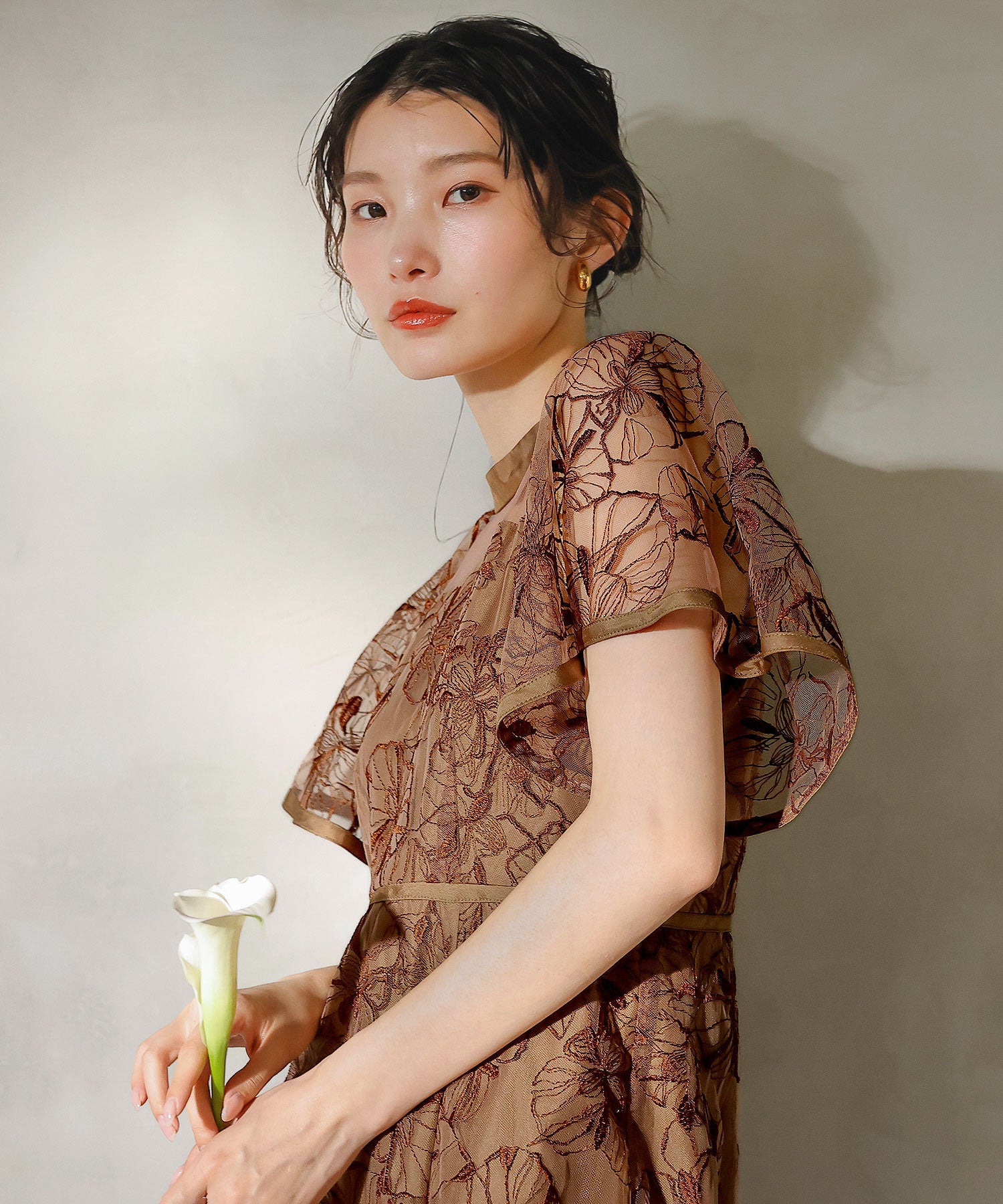 フレアスリーブ 花柄刺繍レース パーティー ドレス