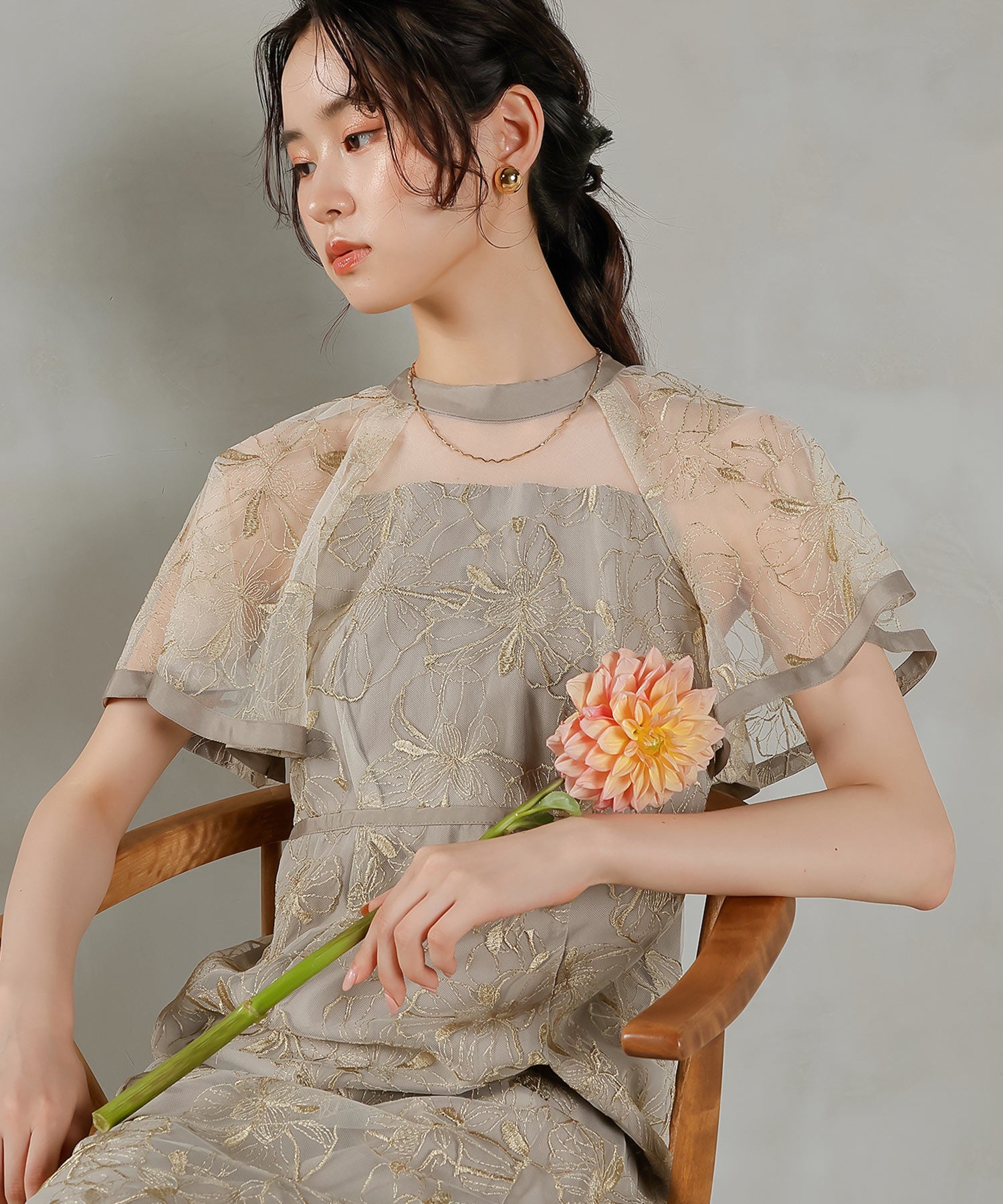 フレアスリーブ 花柄刺繍レース パーティー ドレス