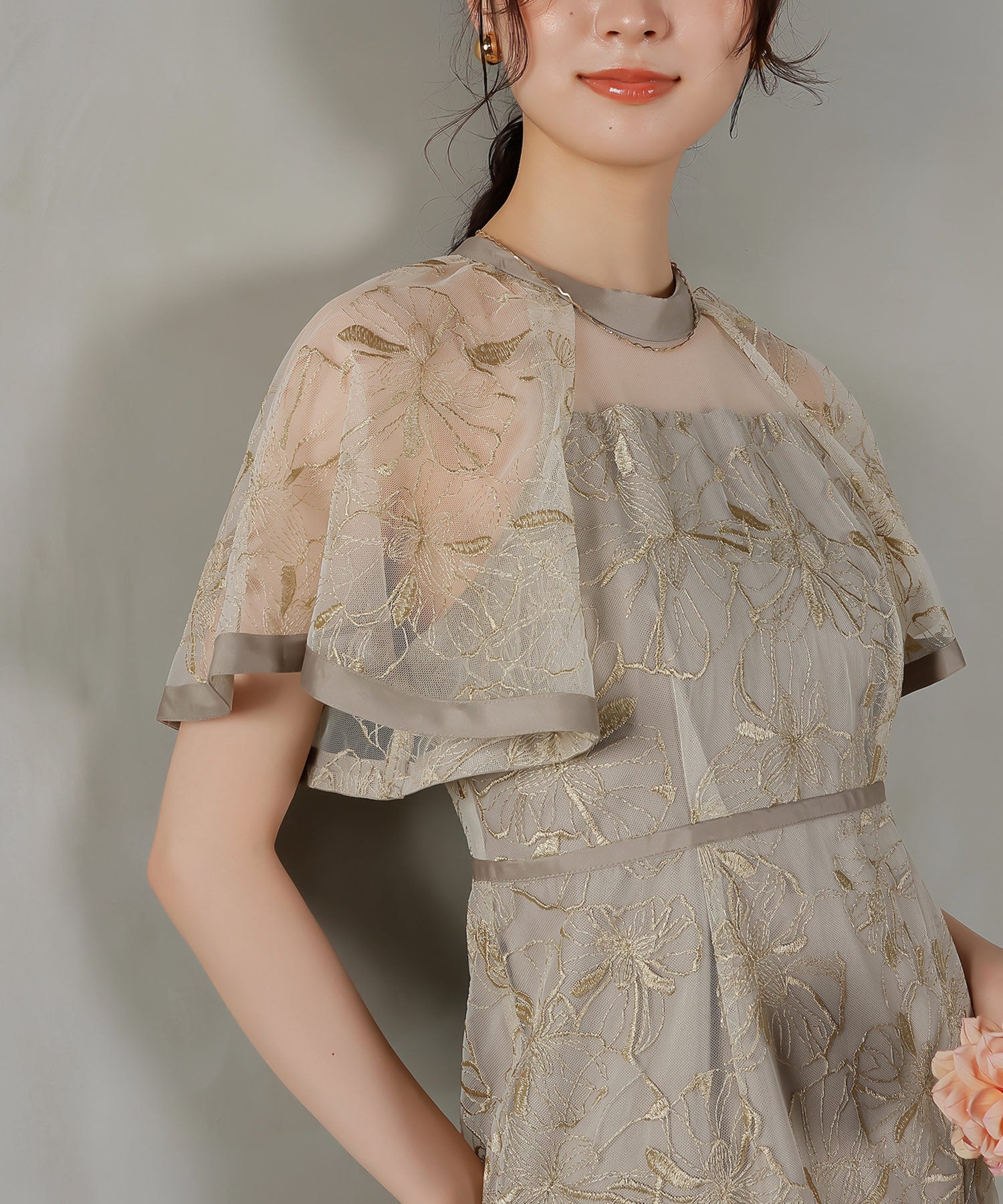 フレアスリーブ 花柄刺繍レース パーティー ドレス