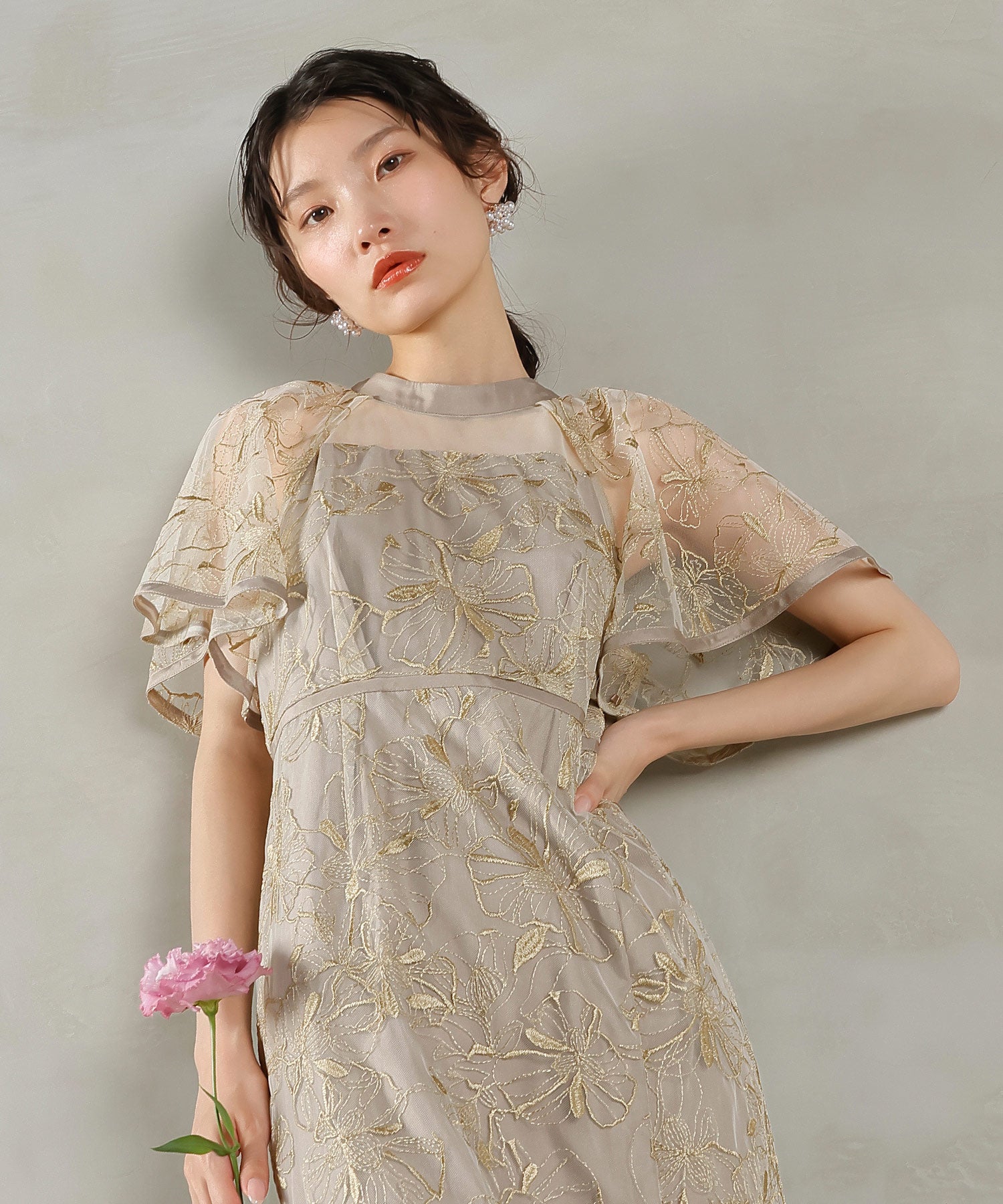フレアスリーブ 花柄刺繍レース パーティー ドレス