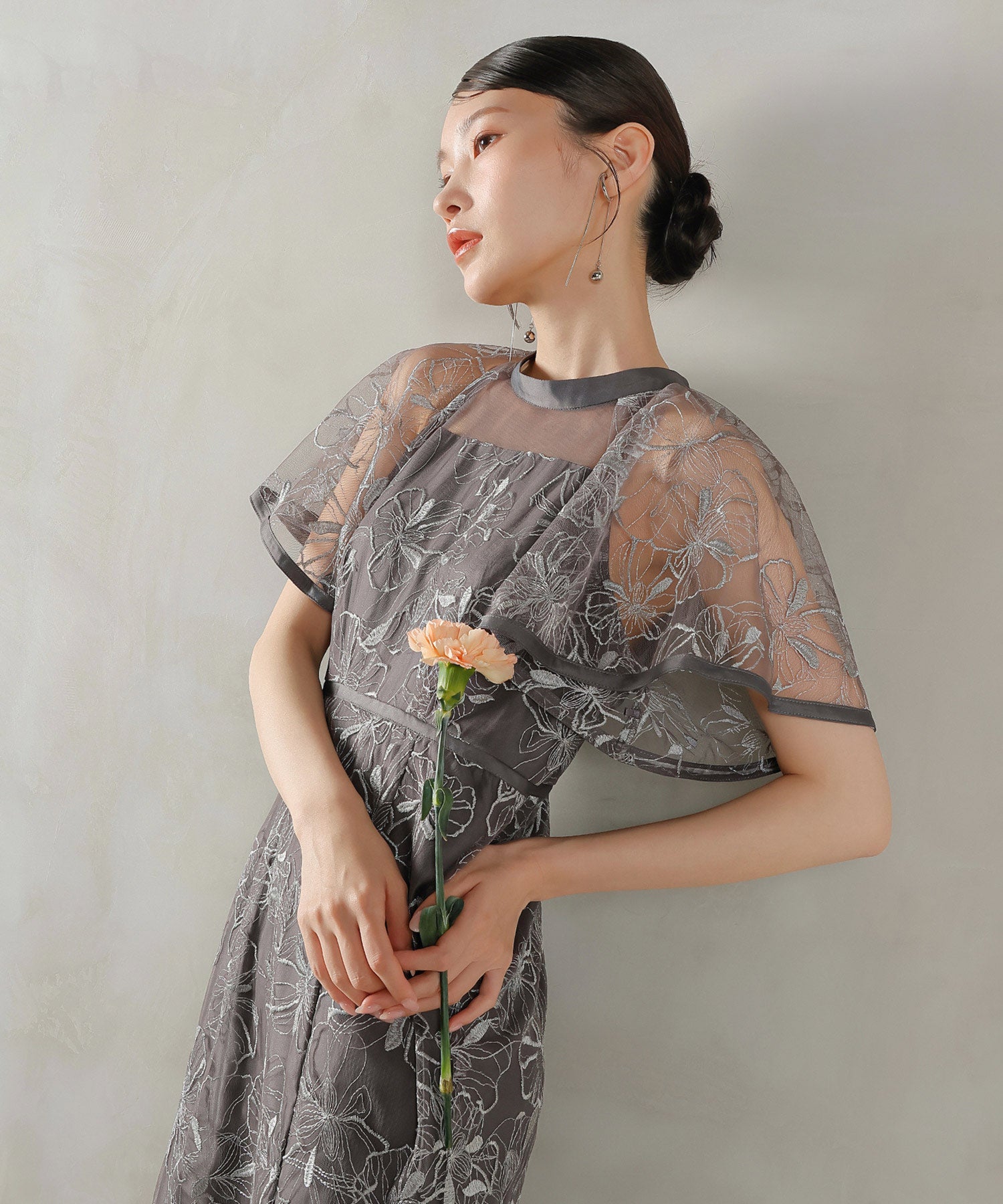 フレアスリーブ 花柄刺繍レース パーティー ドレス