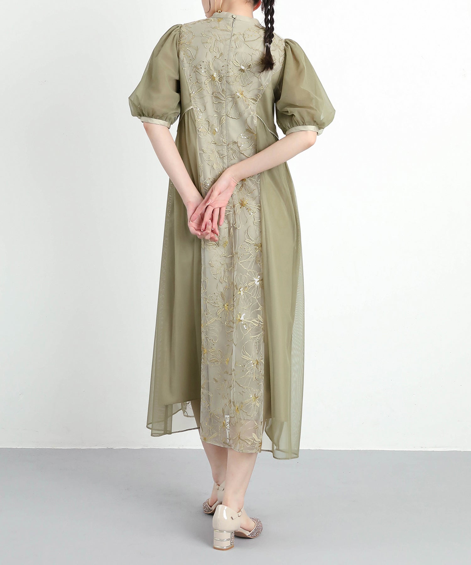 スパンコールレース Aライン チュールワンピース