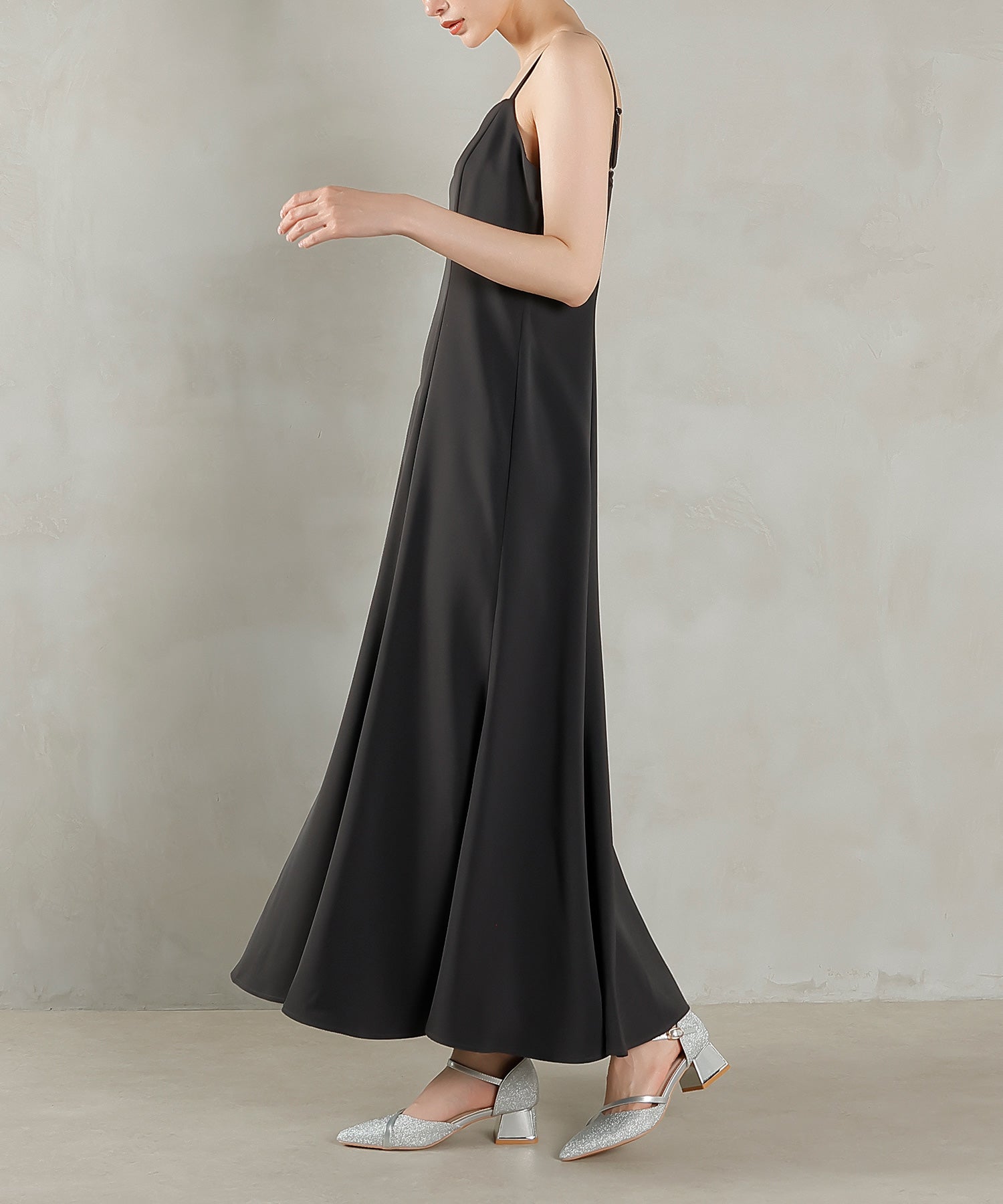 【新品未使用】atlo Aラインチュールセットドレス　ブラック atlo（アトロ） キャミワンピース チュール Aライン ワンピース