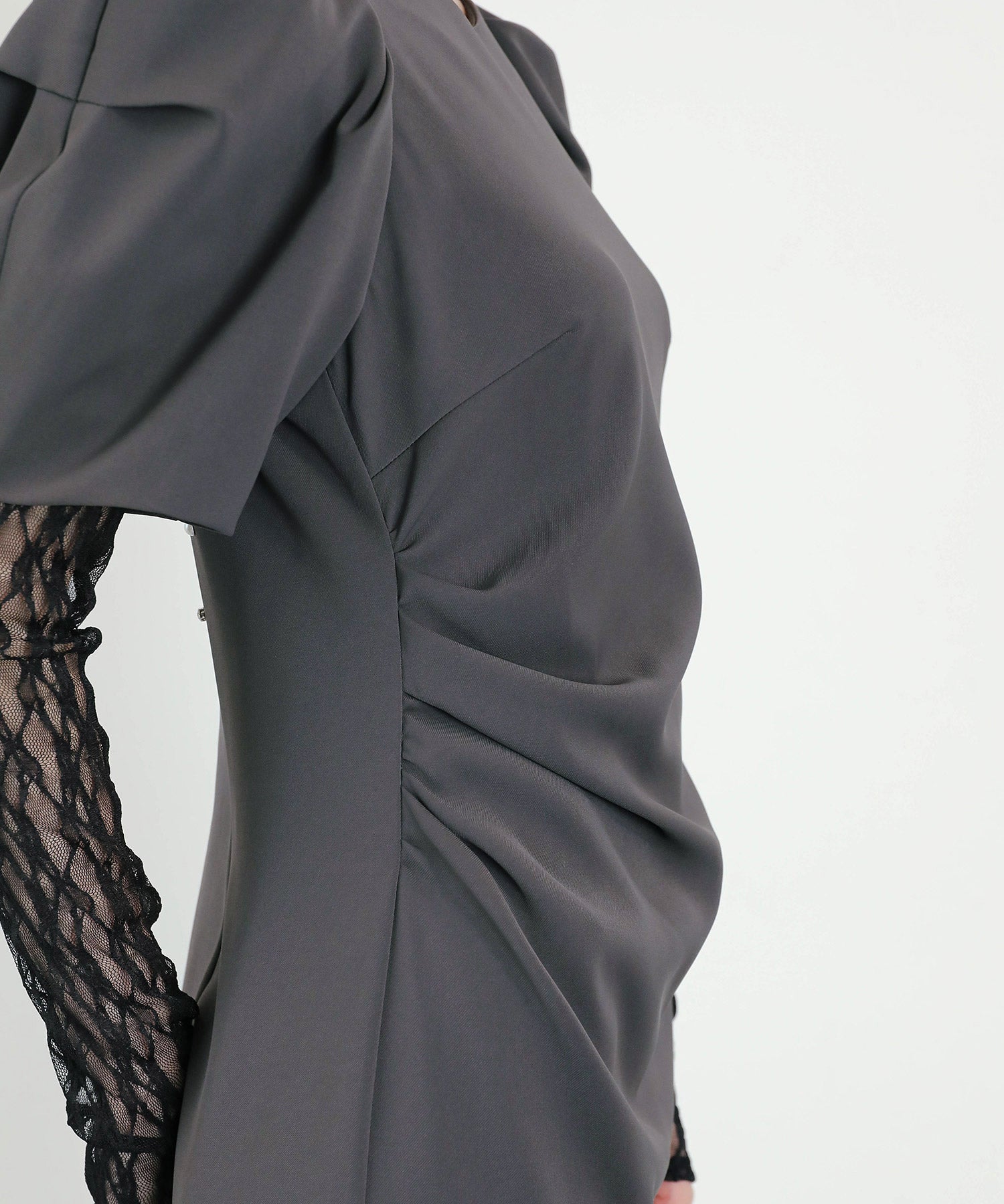 レースアームカバー付き ドレープ パフスリーブ Iライン ワンピースドレス