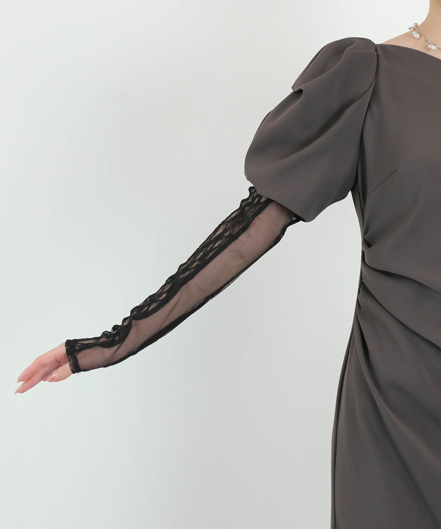 レースアームカバー付き ドレープ パフスリーブ Iライン ワンピースドレス