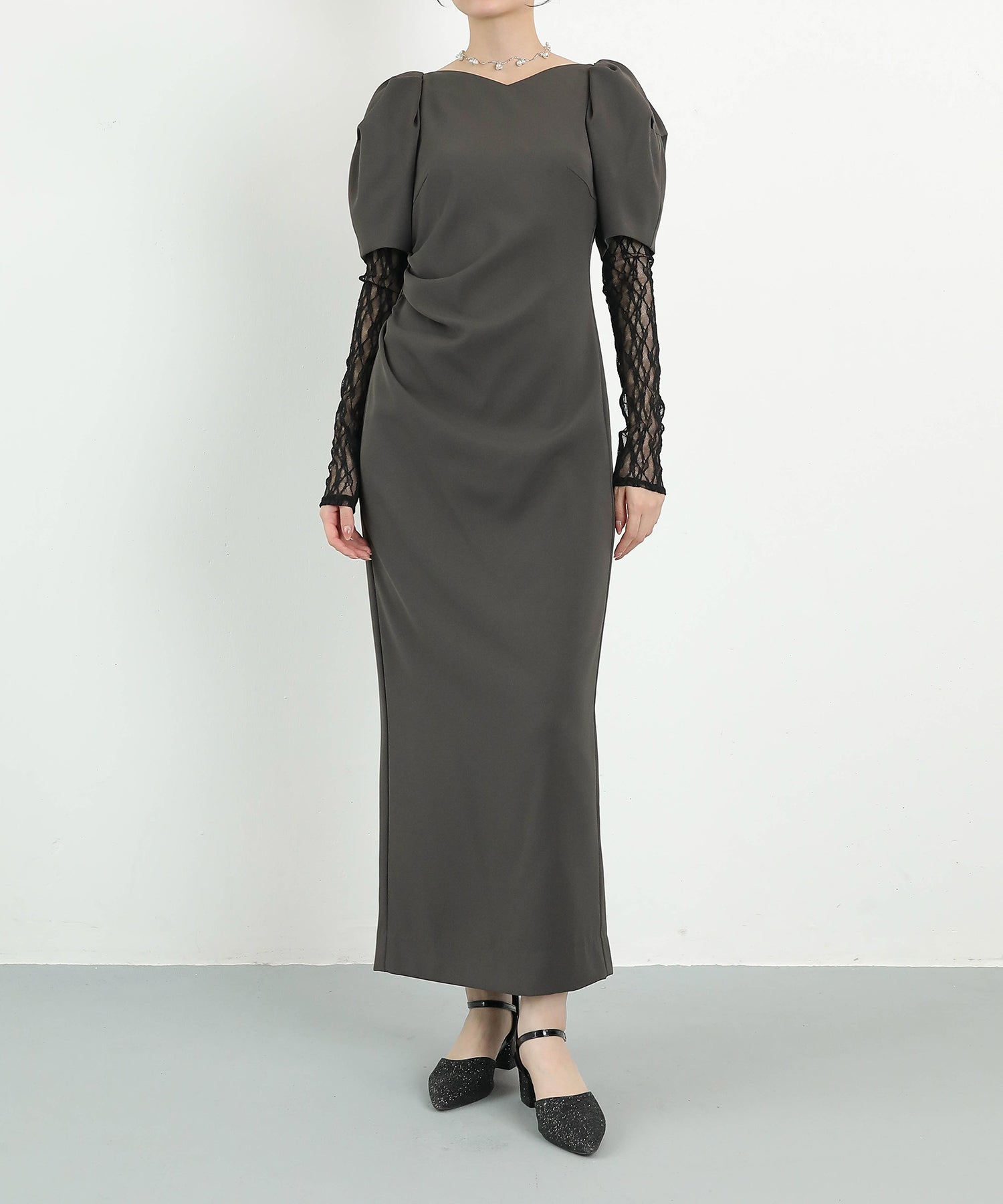 レースアームカバー付き ドレープ パフスリーブ Iライン ワンピースドレス