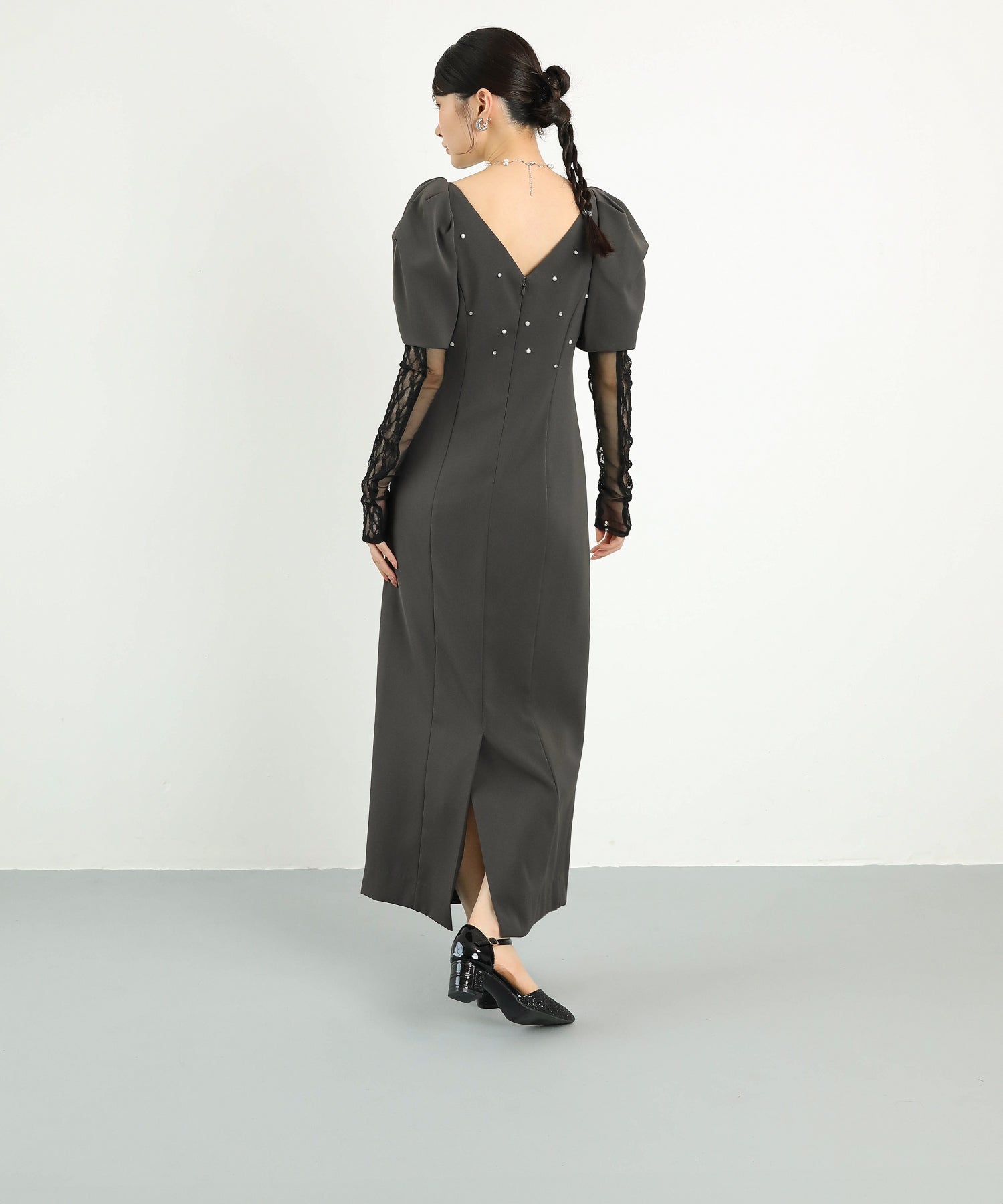 レースアームカバー付き ドレープ パフスリーブ Iライン ワンピースドレス