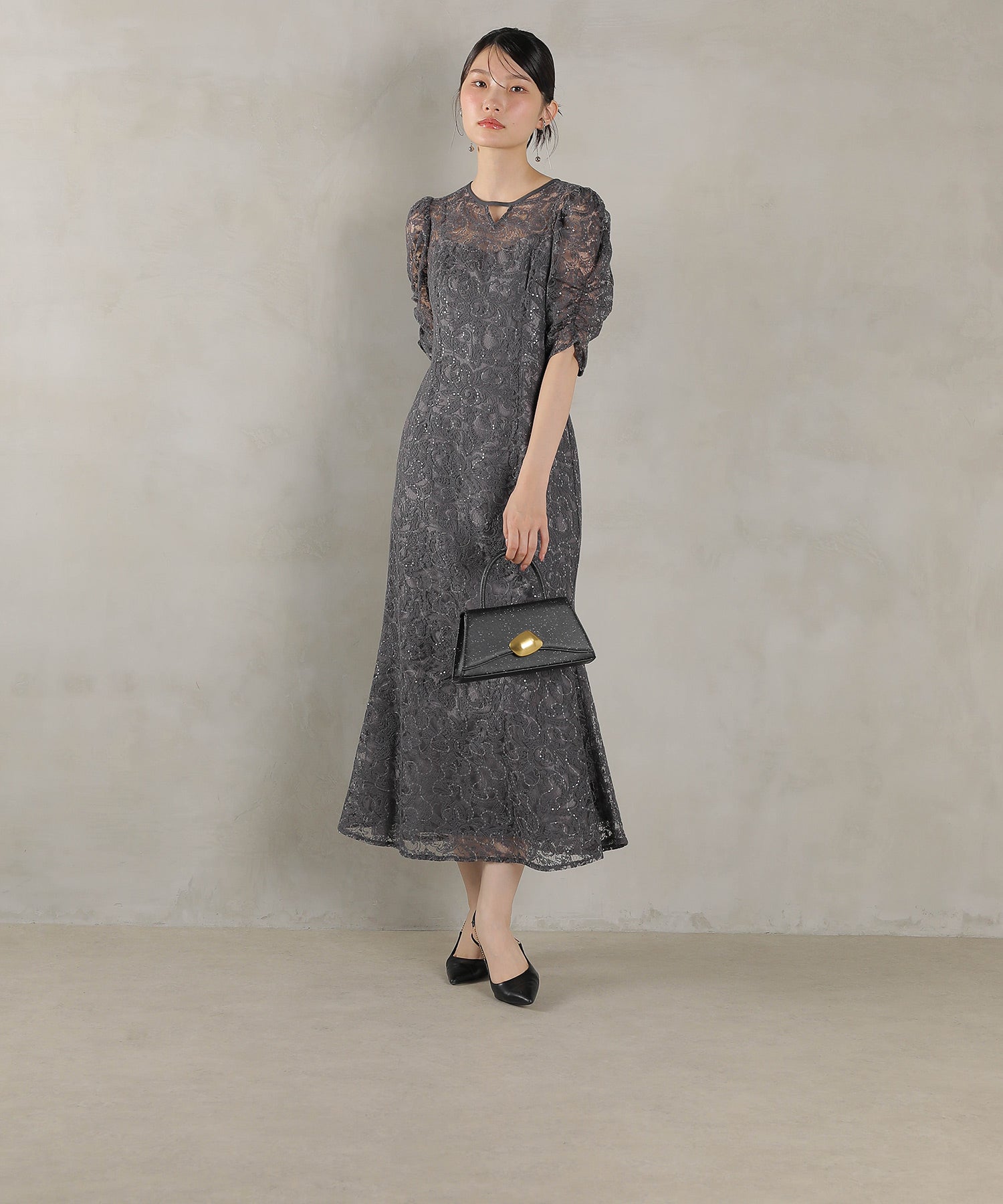 167cm / 着用 M / チャコールグレー