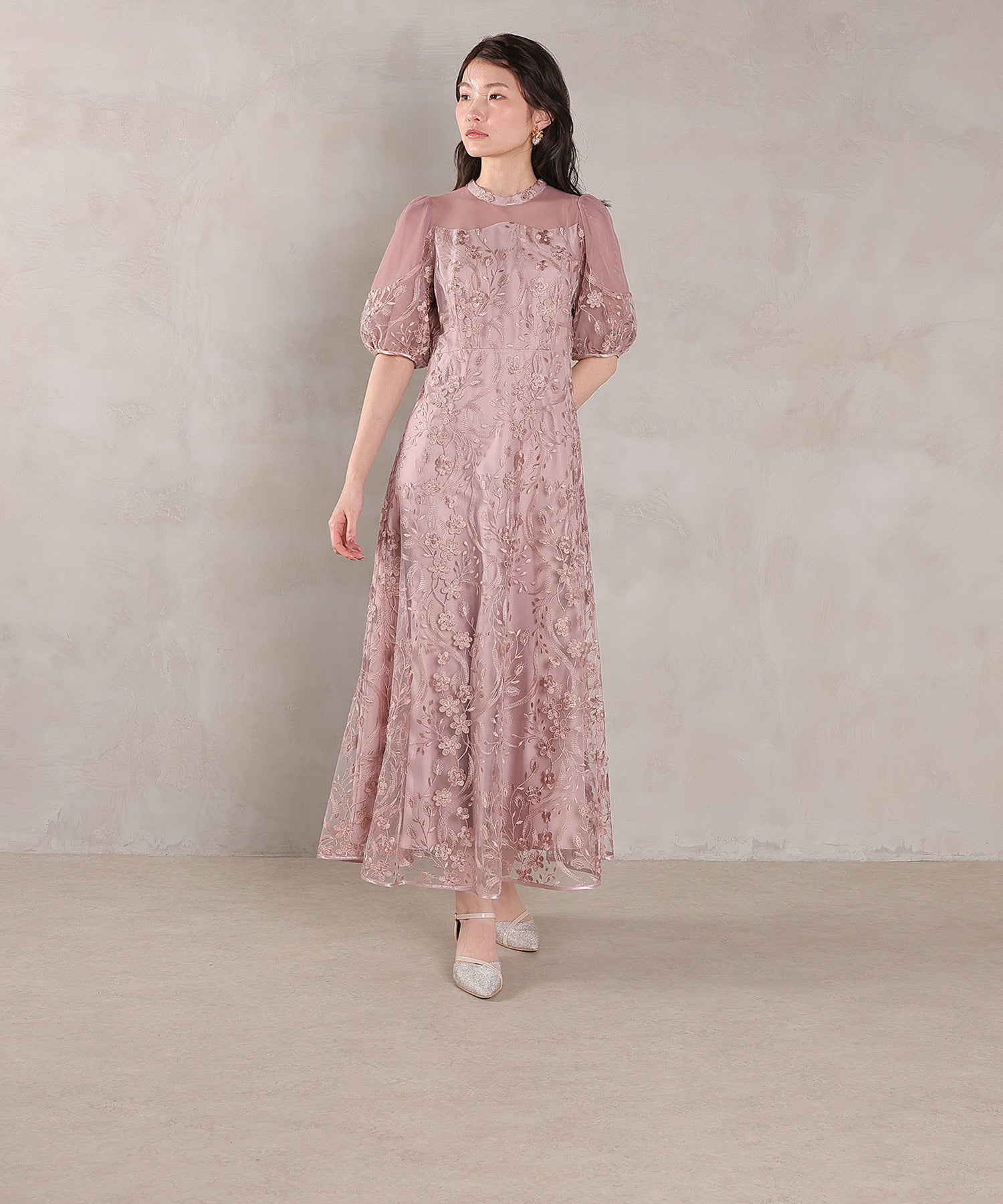 刺繍レース ウェーブデザイン チュールバルーンスリーブ Aラインワンピースドレス