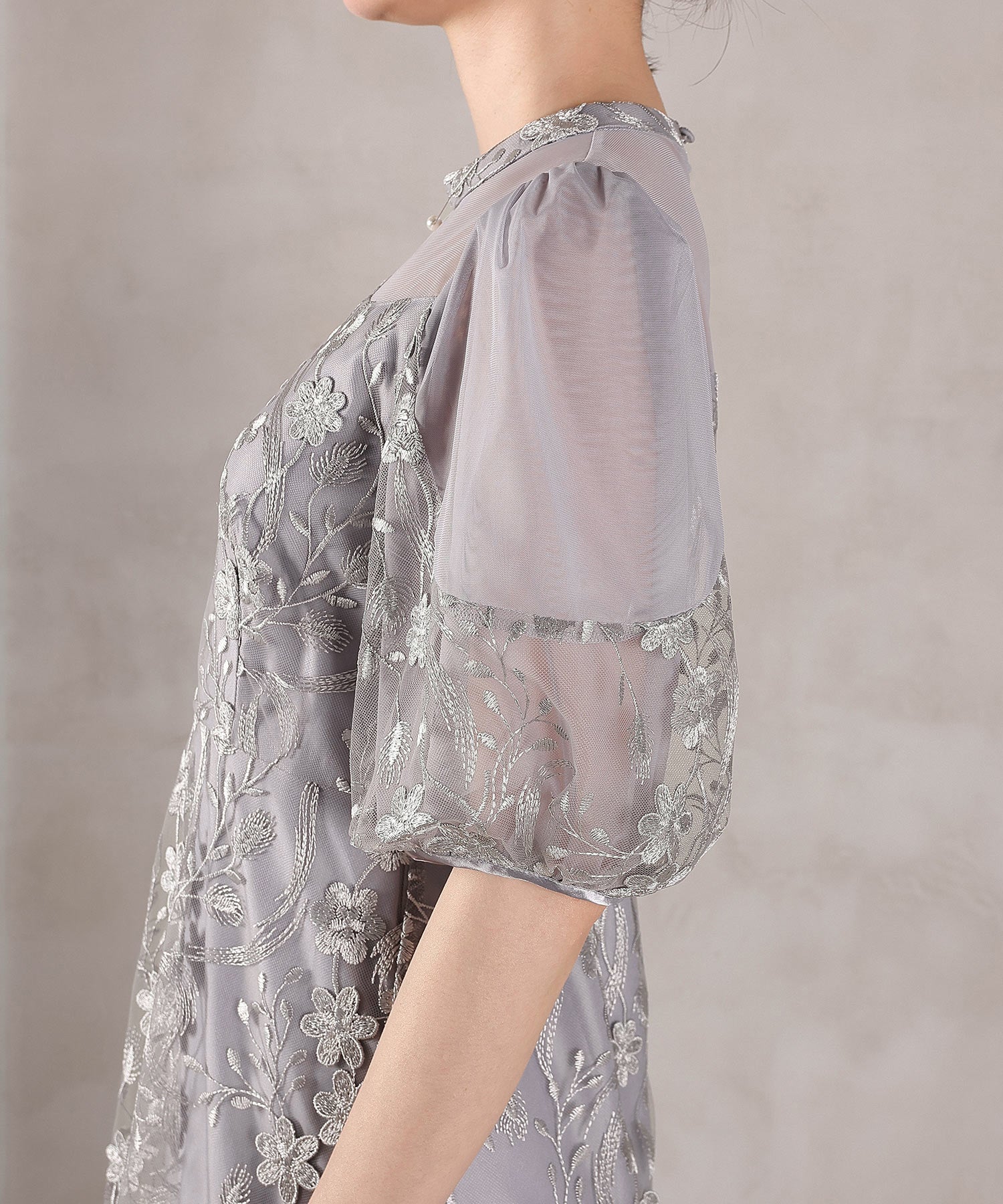 刺繍レース ウェーブデザイン チュールバルーンスリーブ Aラインワンピースドレス