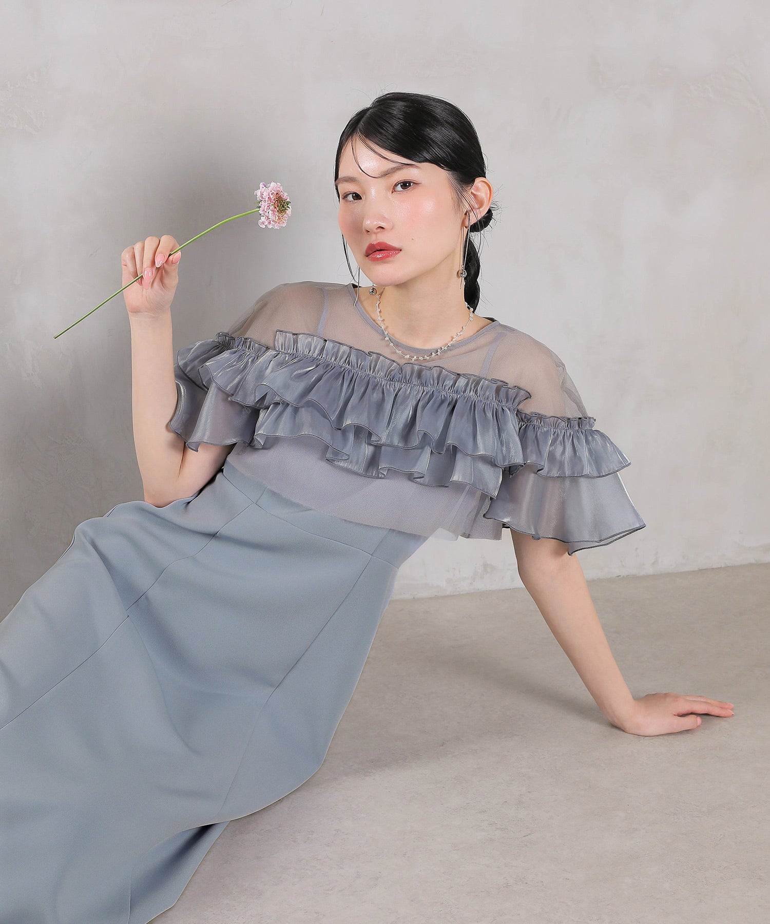 ラメシアーサテンフリルショートボレロフレアセットドレス