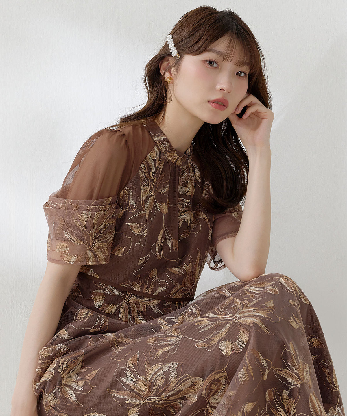 花柄刺繍レースアメスリタックスリーブフィットフレアドレス