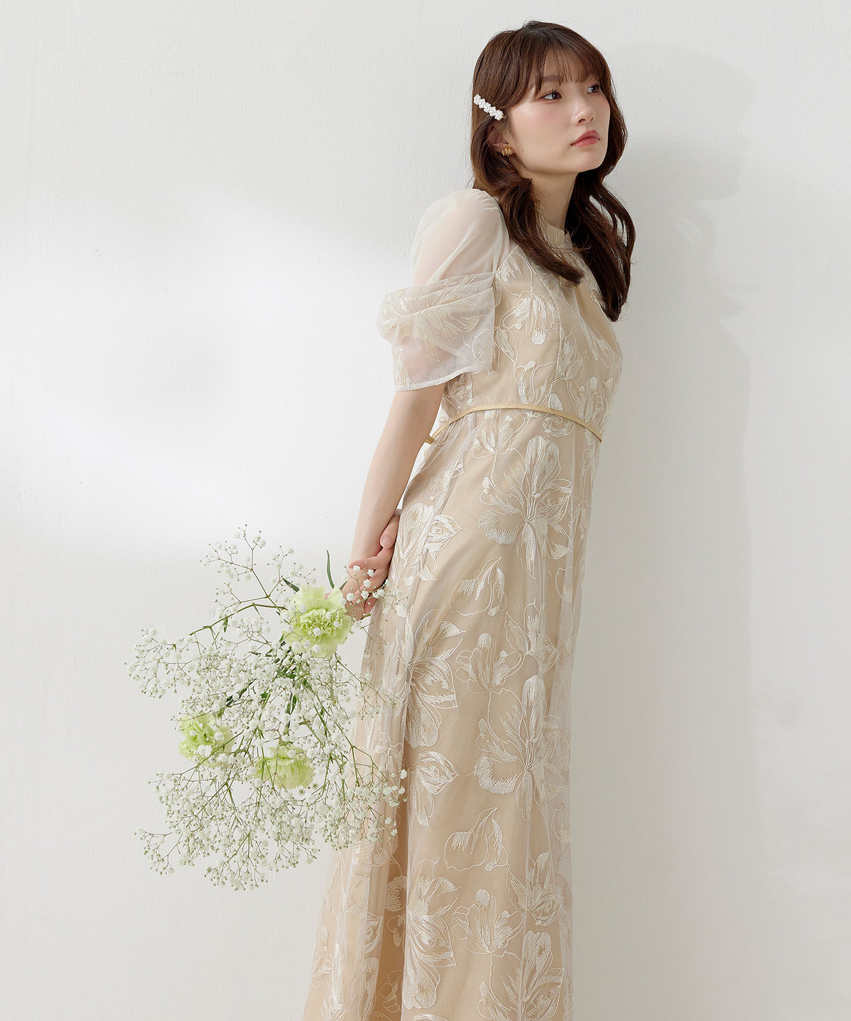 花柄刺繍レースアメスリタックスリーブフィットフレアドレス
